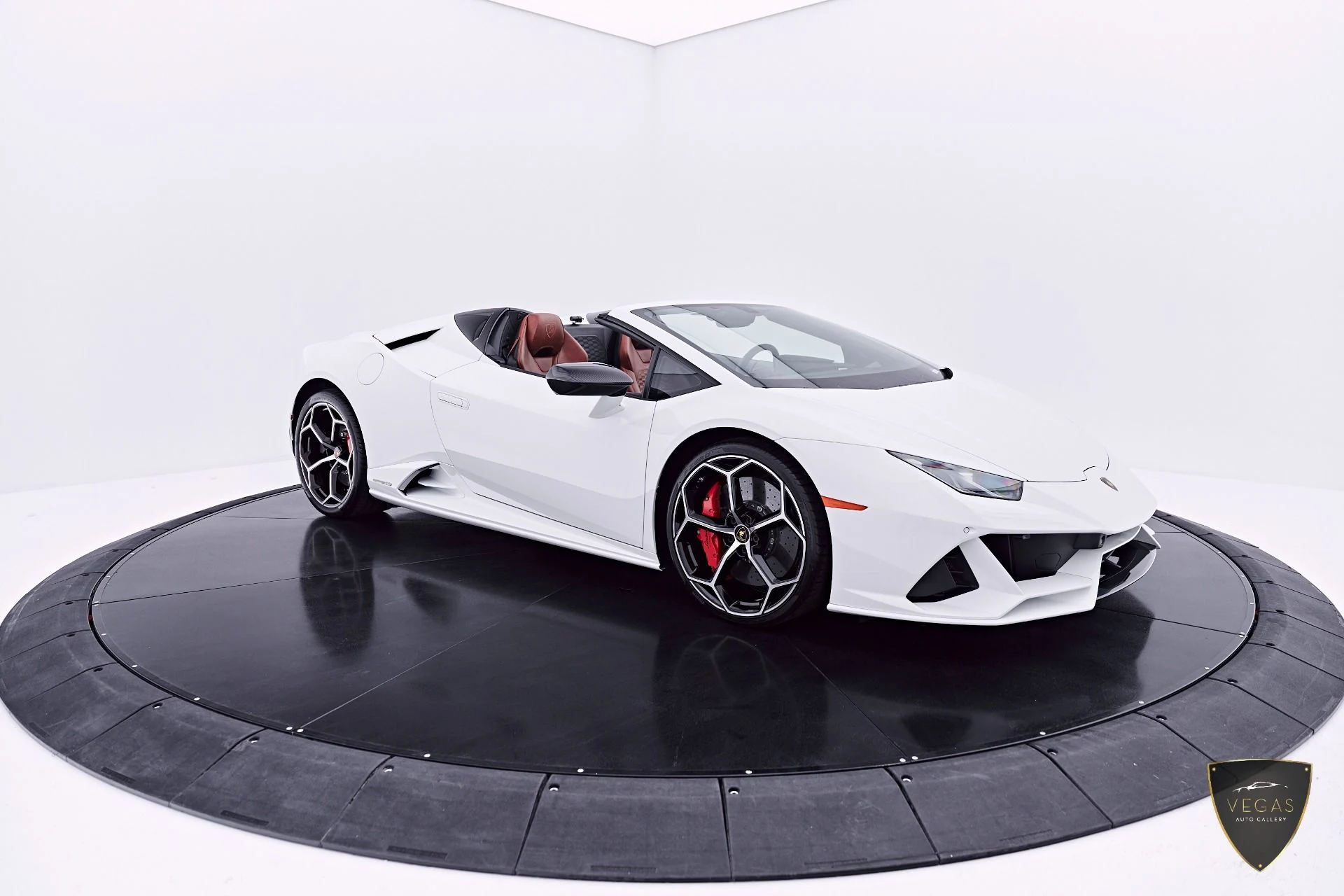 mph030_1275818657_Used_2020_Lamborghini_Huracan_EVO_Base_1782523467_9cbfb3e36c