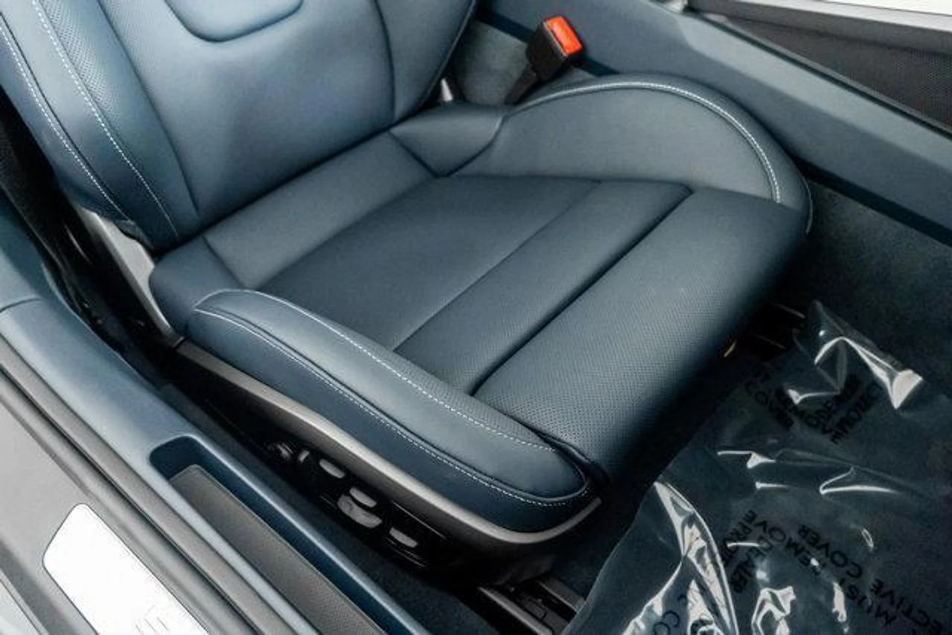 mph030_1276473148_7_Wkmx_ENT_Xwiv_M_Ce2mp_Dhq_D8_FL_8k_3a54504037