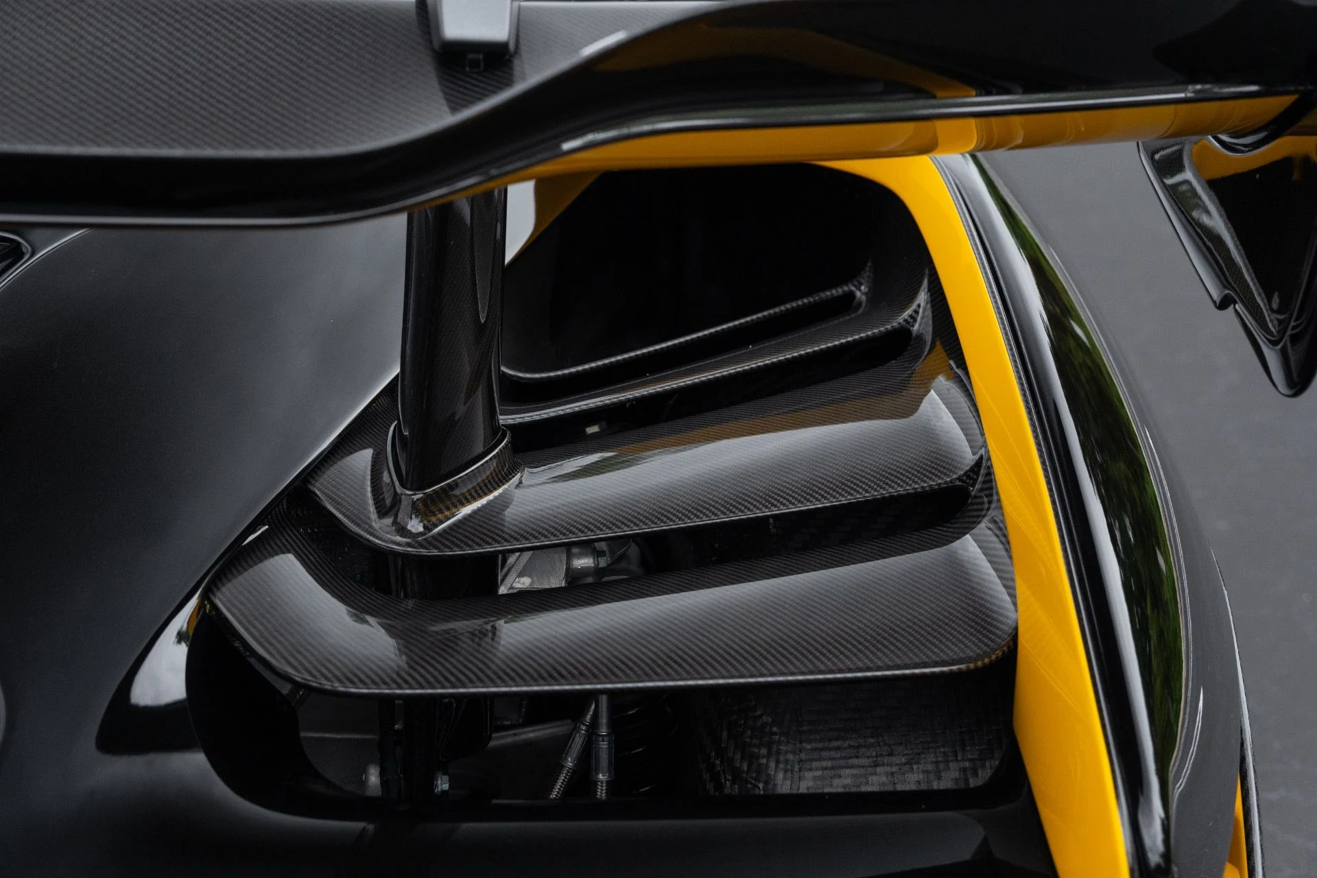 mph030_1281688242_Used_2019_Mc_Laren_Senna_1775186462_f572dda67e