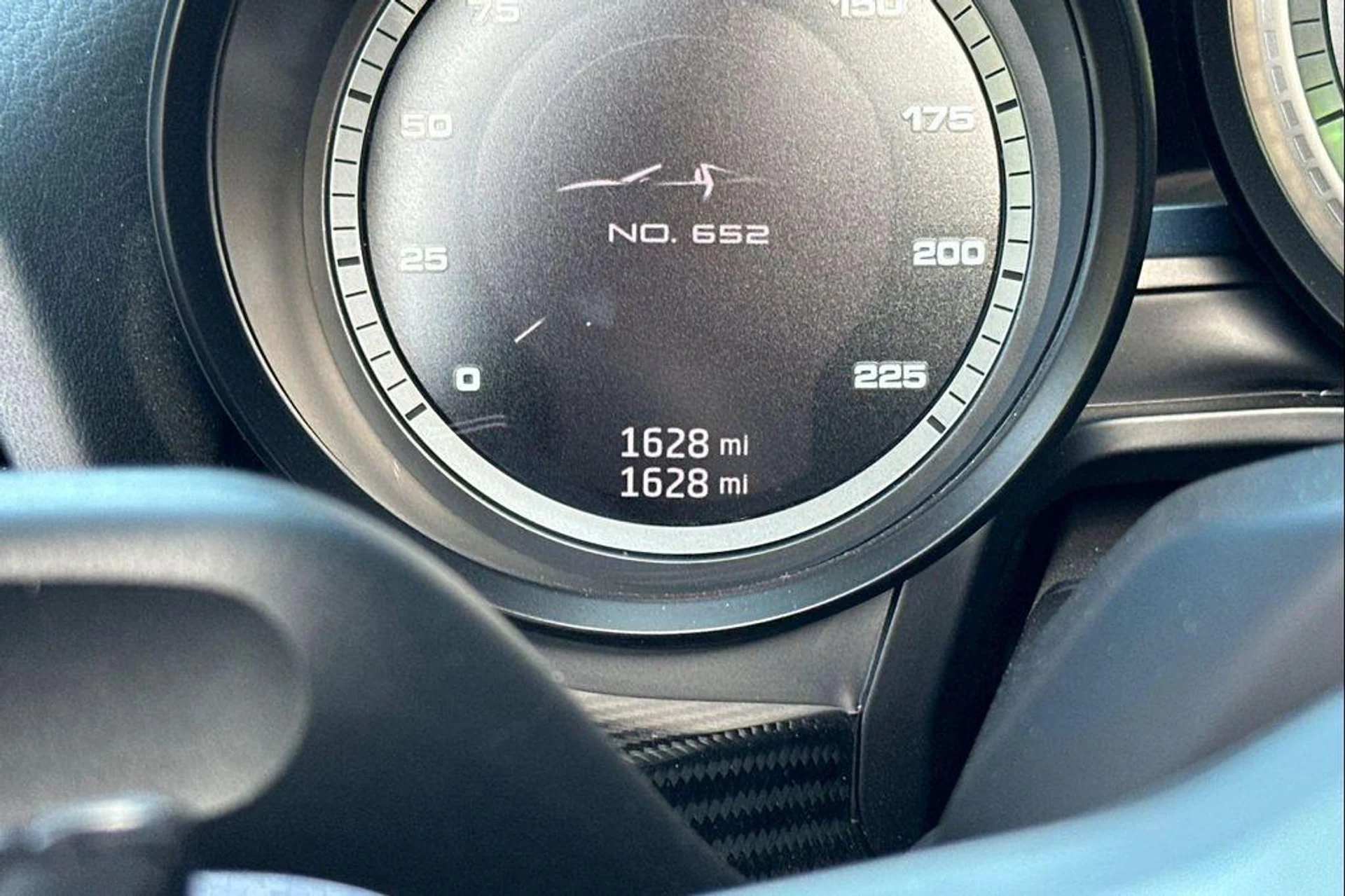 mph030_128568913_h_Ui_Zt_T9w_Dfpg_Fbhh_As_J_Eyvxciyo_b9b54913d6