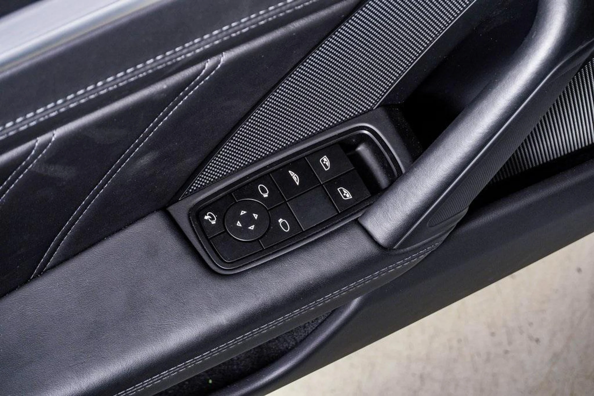 mph030_1285817610_e_Tq_RFN_Cr8_Fh6v_IDV_Jyt_MC_5_R57p0_a8f3e93167