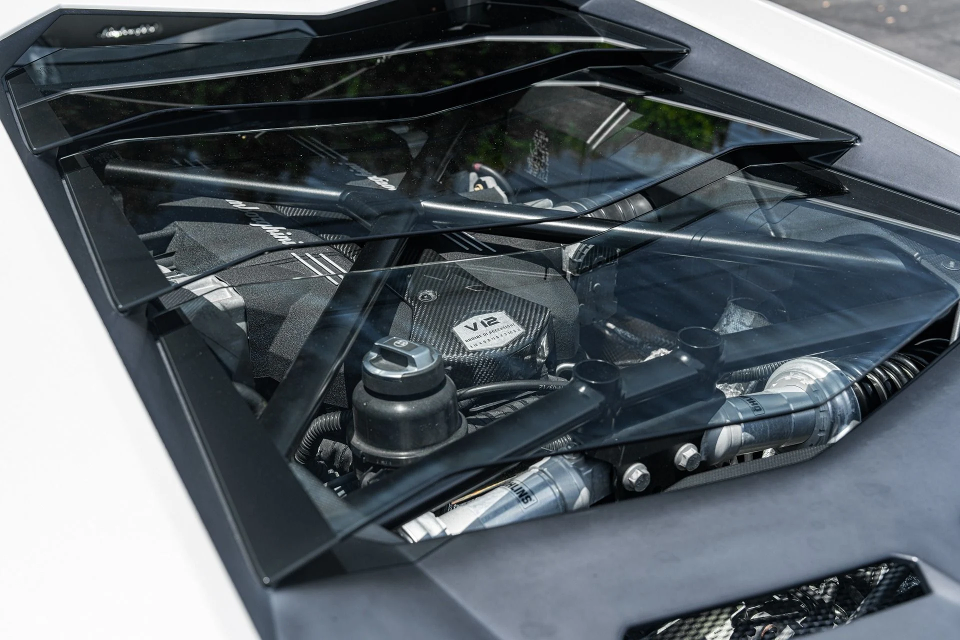 mph030_1288766519_Used_2013_Lamborghini_Aventador_LP_700_4_1753157588_d27806a021