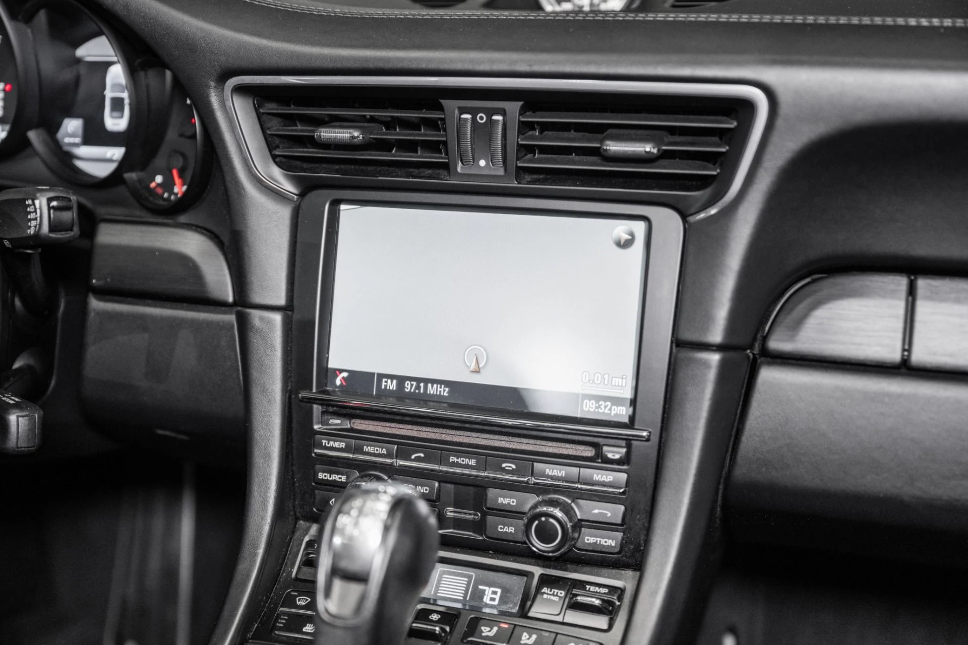 mph030_1290503584_Used_2016_Porsche_911_Carrera_GTS_1766505219_85b9d72071