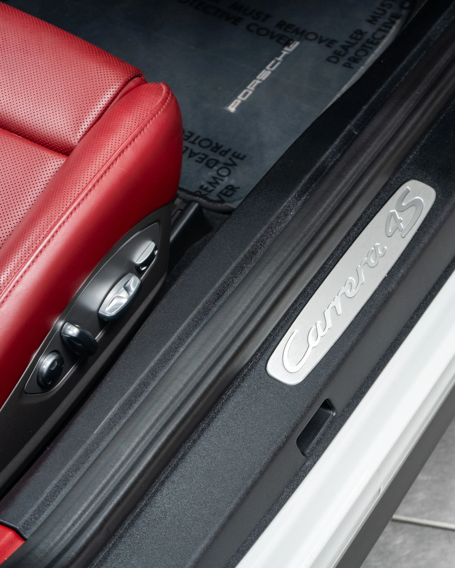 mph030_1292192297_Used_2017_Porsche_911_Carrera_4_S_Cabriolet_Sport_Package_Premium_Package_Plus_1775682949_2a419a83c4