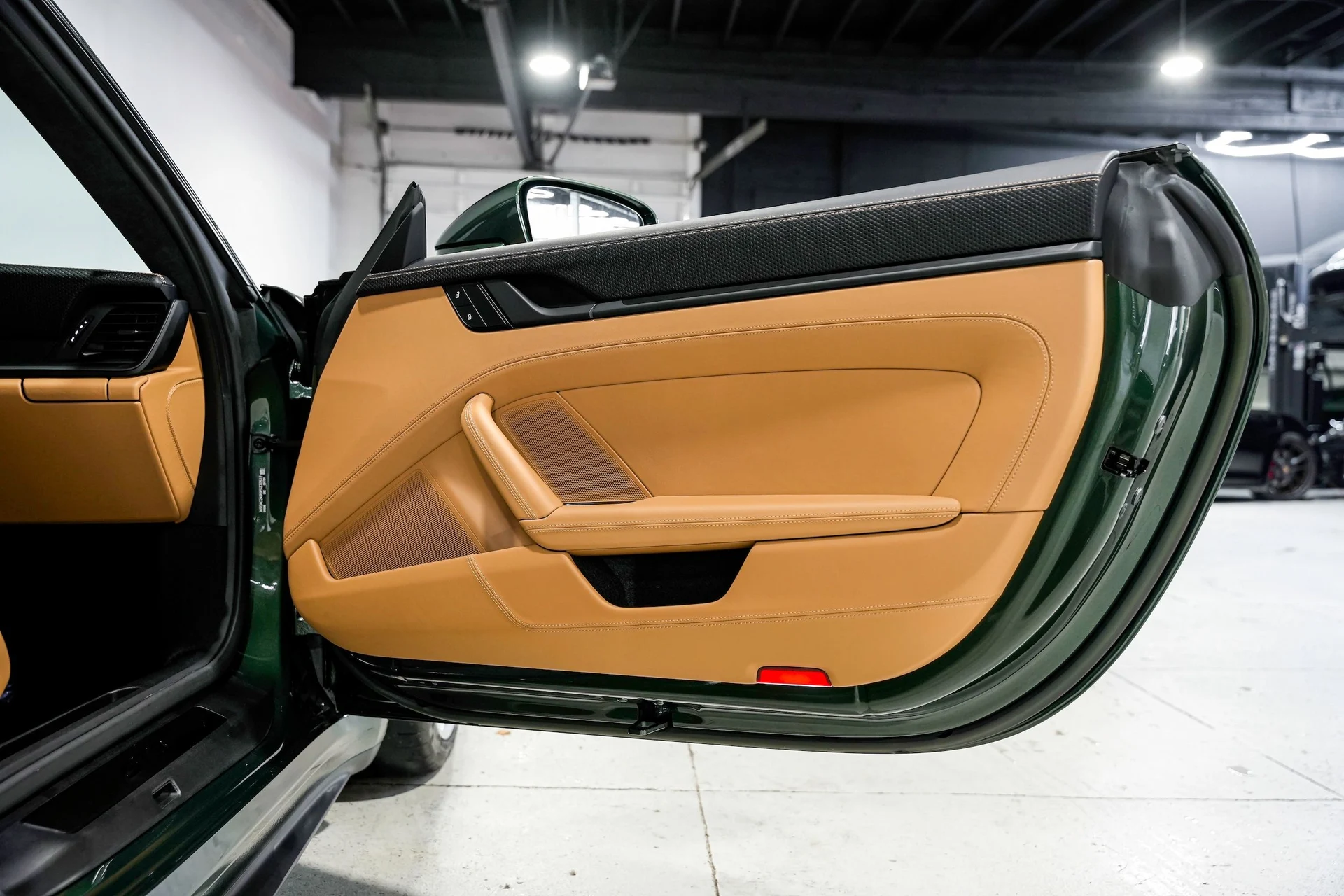 mph030_1299535807_440d389073d6f5958e9249755b5a1eeex_4bf87175ef