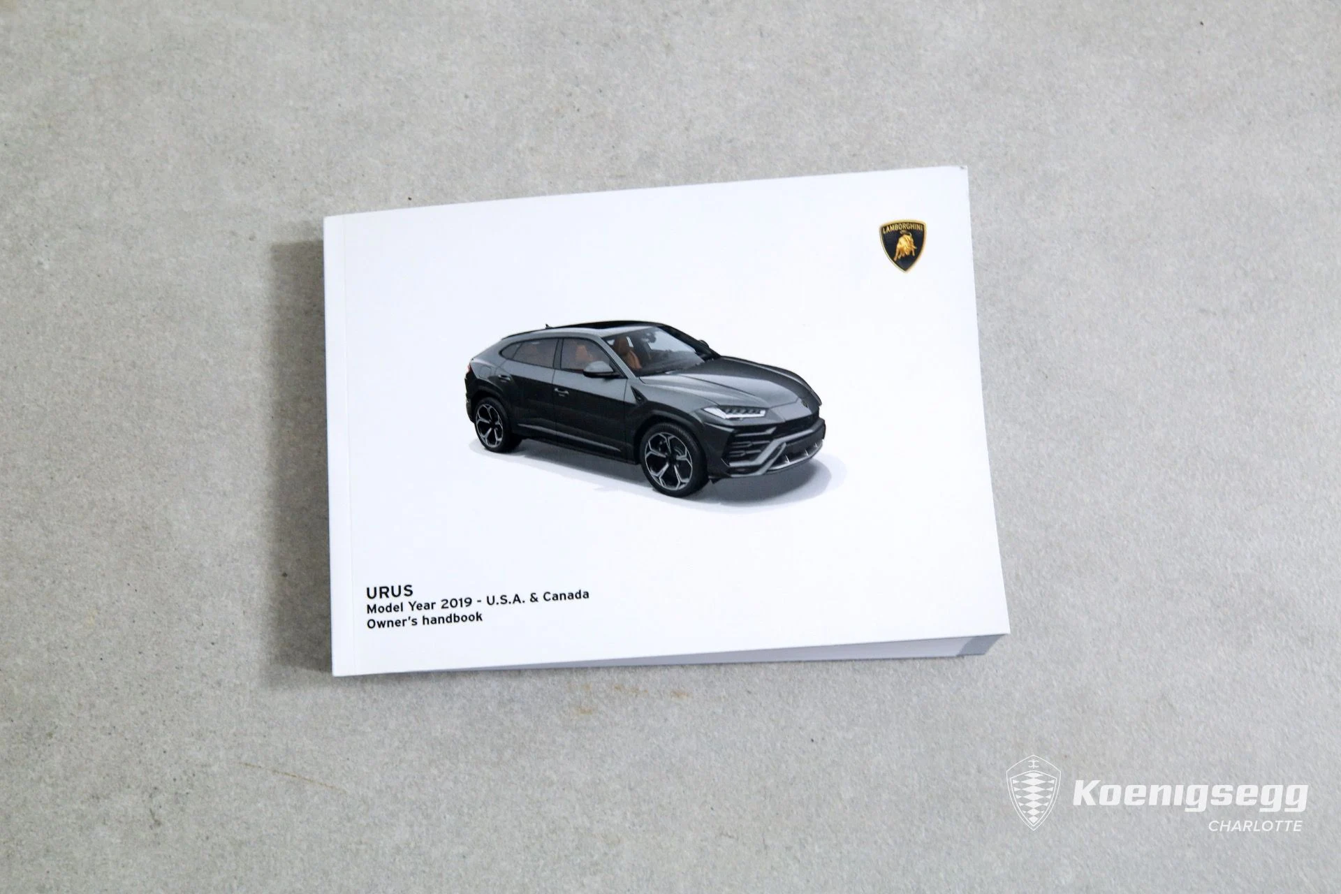 mph030_1300020250_Used_2019_LAMBORGHINI_URUS_1760989732_257871de1d