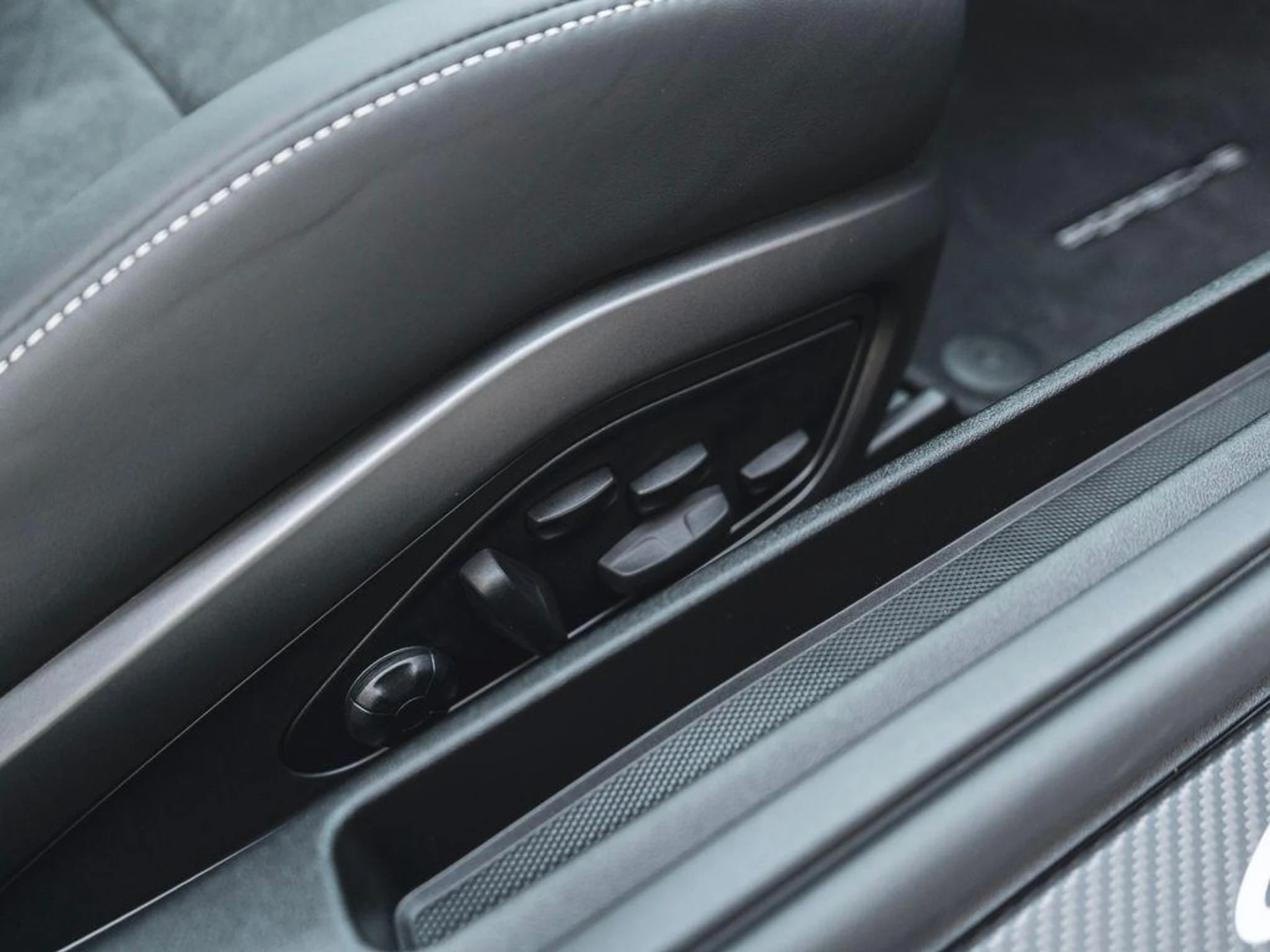 mph030_1307787454_o4neh6_0_XU_Zlnn_Lzxes9odo_K1_OY_cb660d8da4