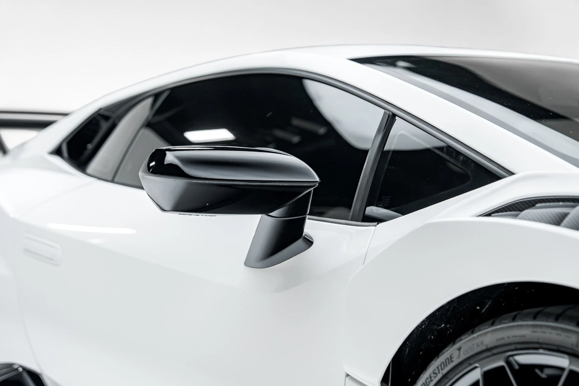 mph030_1310293928_Used_2022_Lamborghini_Huracan_STO_1790709112_4e9c84a709