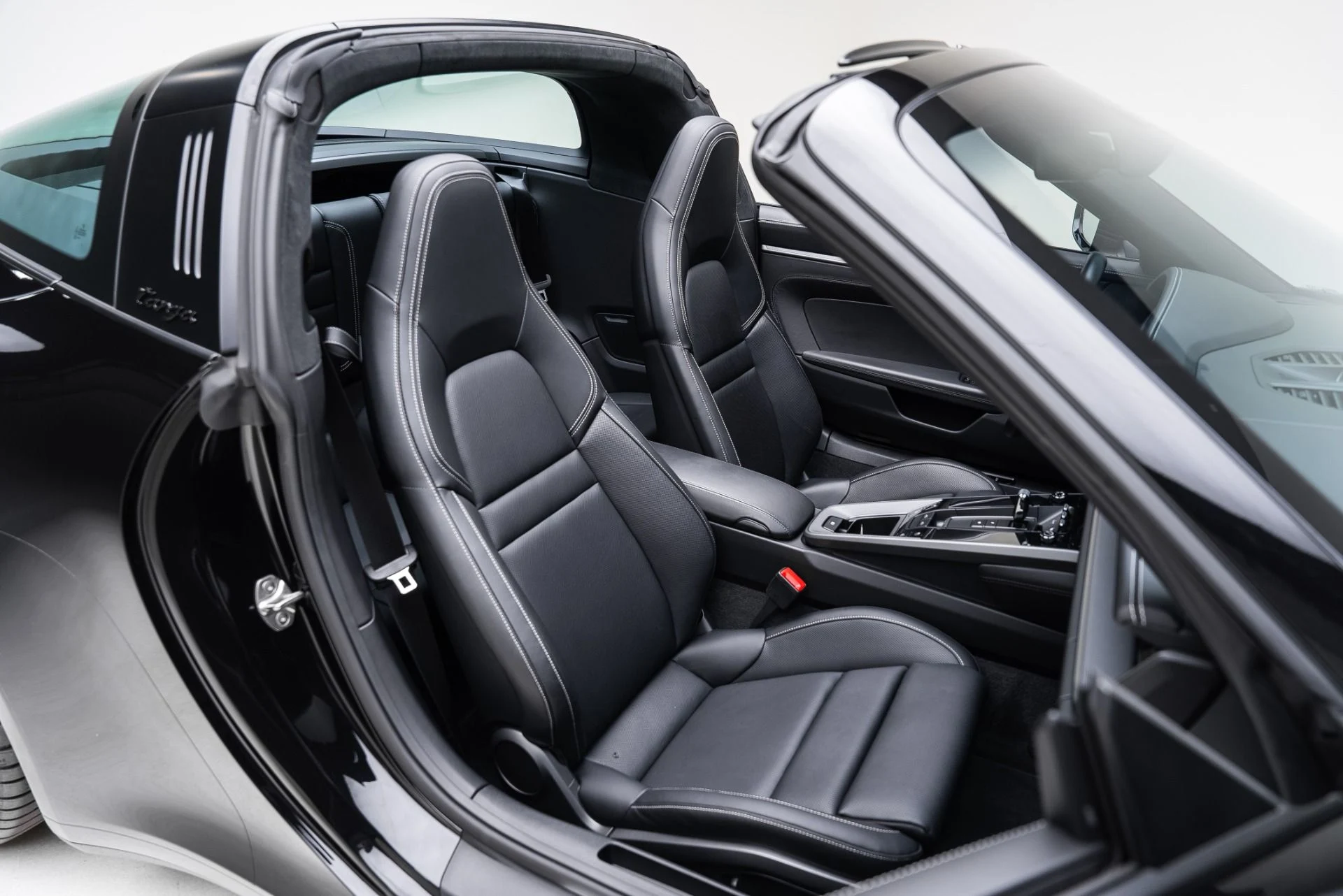 mph030_1311451047_Used_2024_Porsche_911_Targa_4_1767819131_489fa6a114