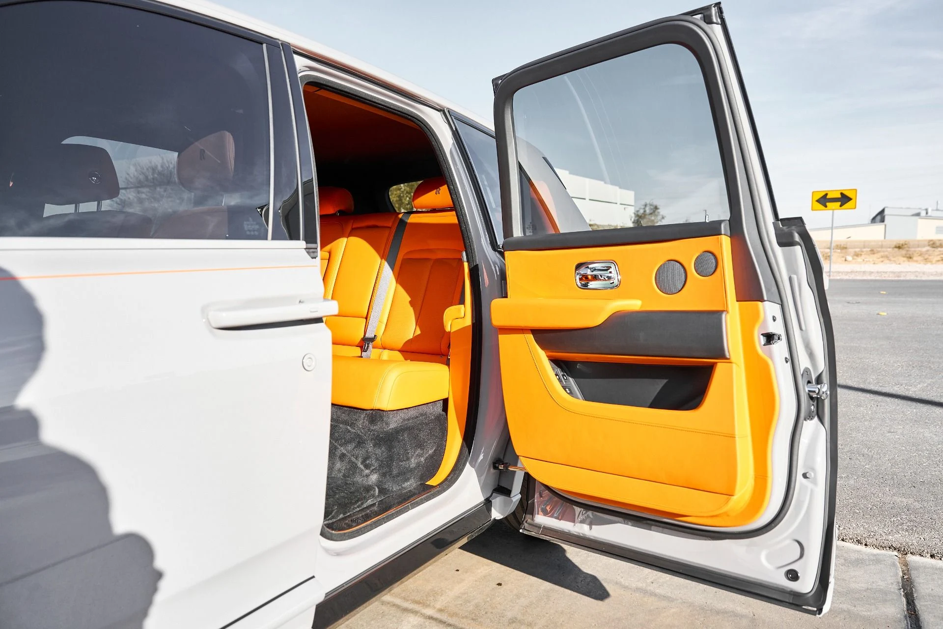 mph030_1313100547_Used_2025_Rolls_Royce_Cullinan_1766456631_864f0631c4