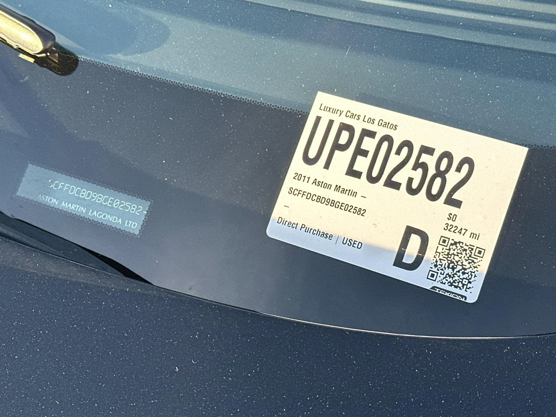 mph030_1317802510_Used_2011_Aston_Martin_DBS_Carbon_Black_1766224129_81a18bba52