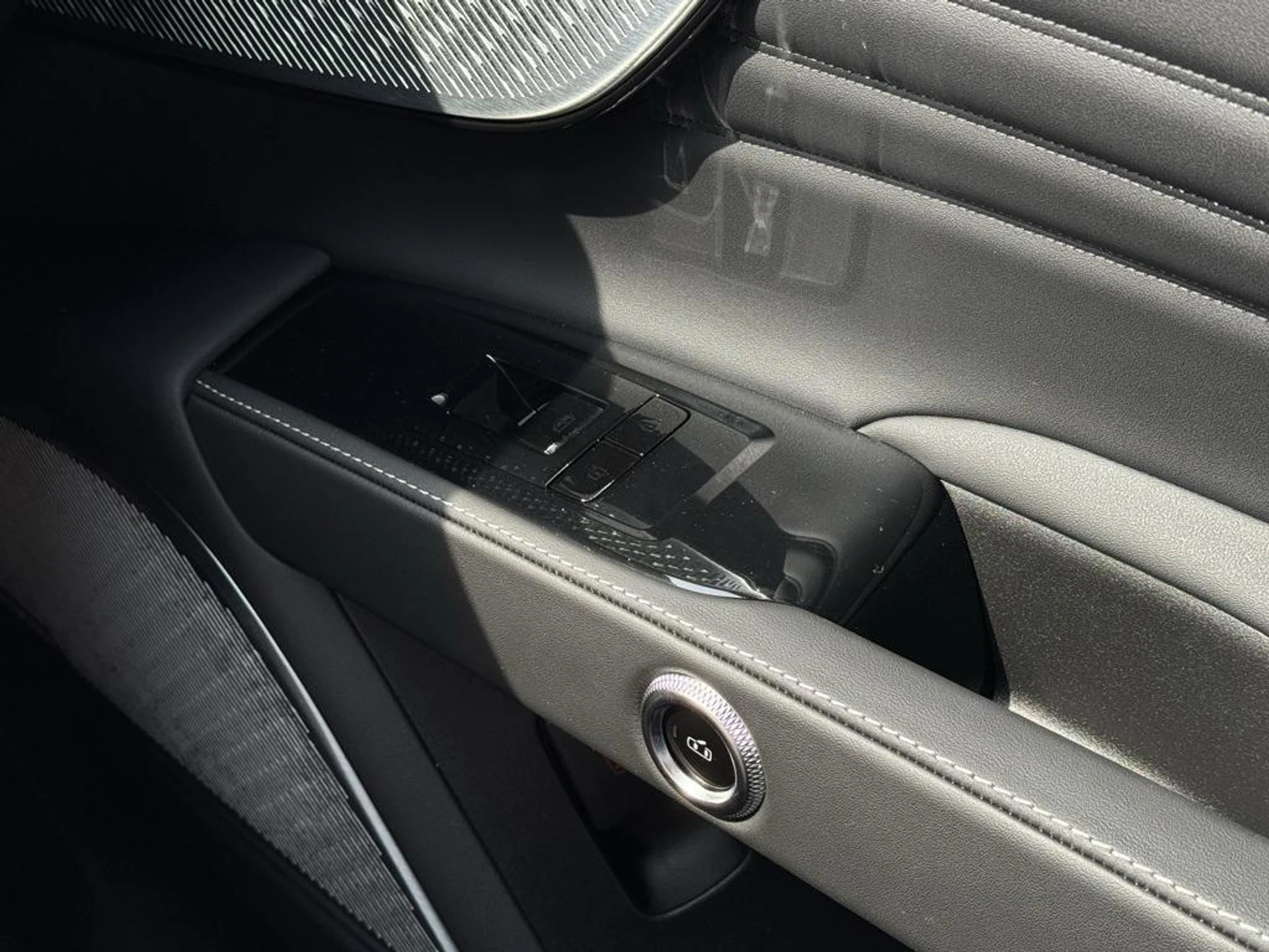 mph030_1319289617_b_IE_7_u_Uued3_AX_Ya_N_Eb_TRT_5nv2_Qc_0a52a1a6b0