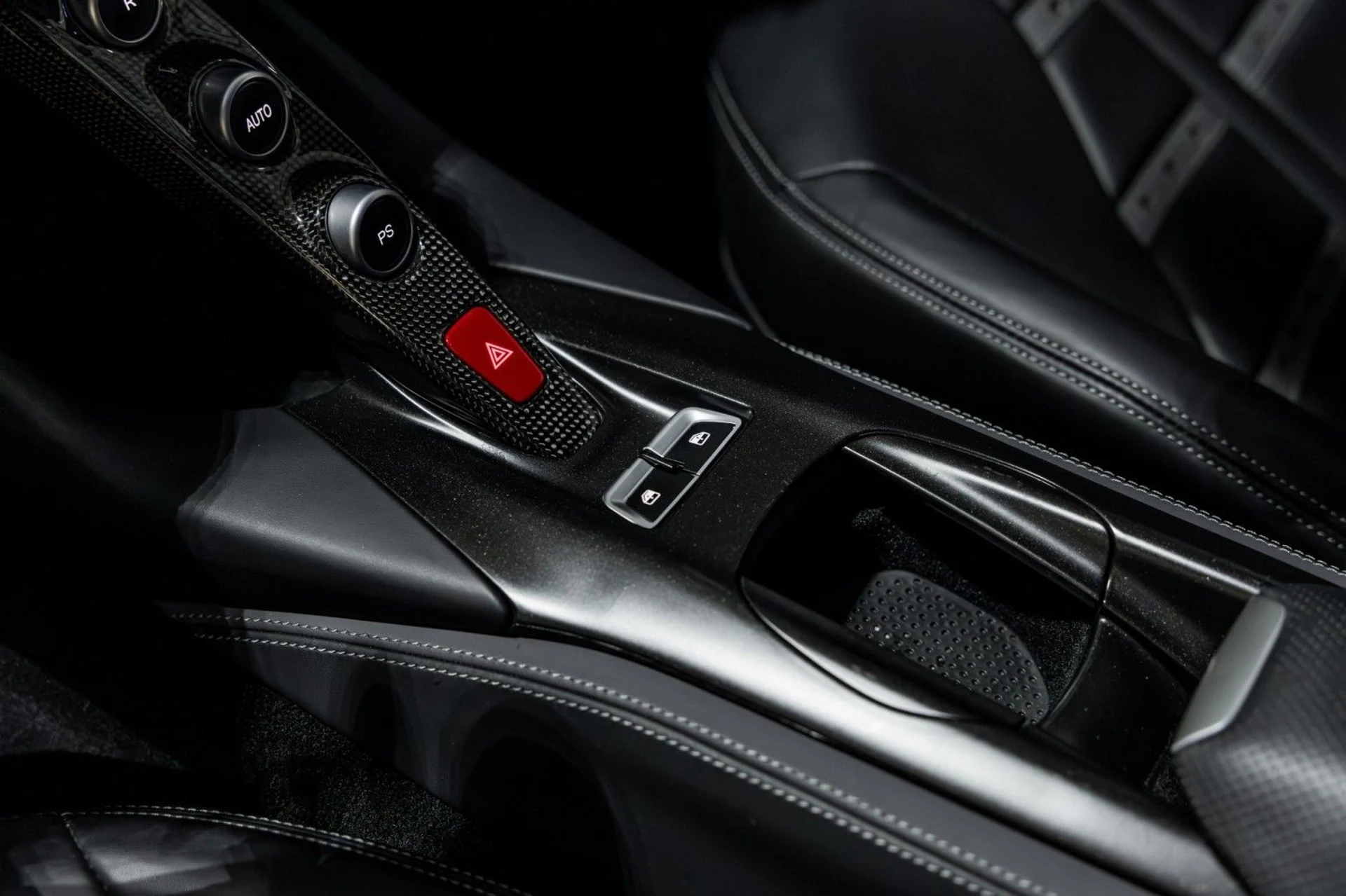 mph030_1320319987_k_A_e3b11f727d