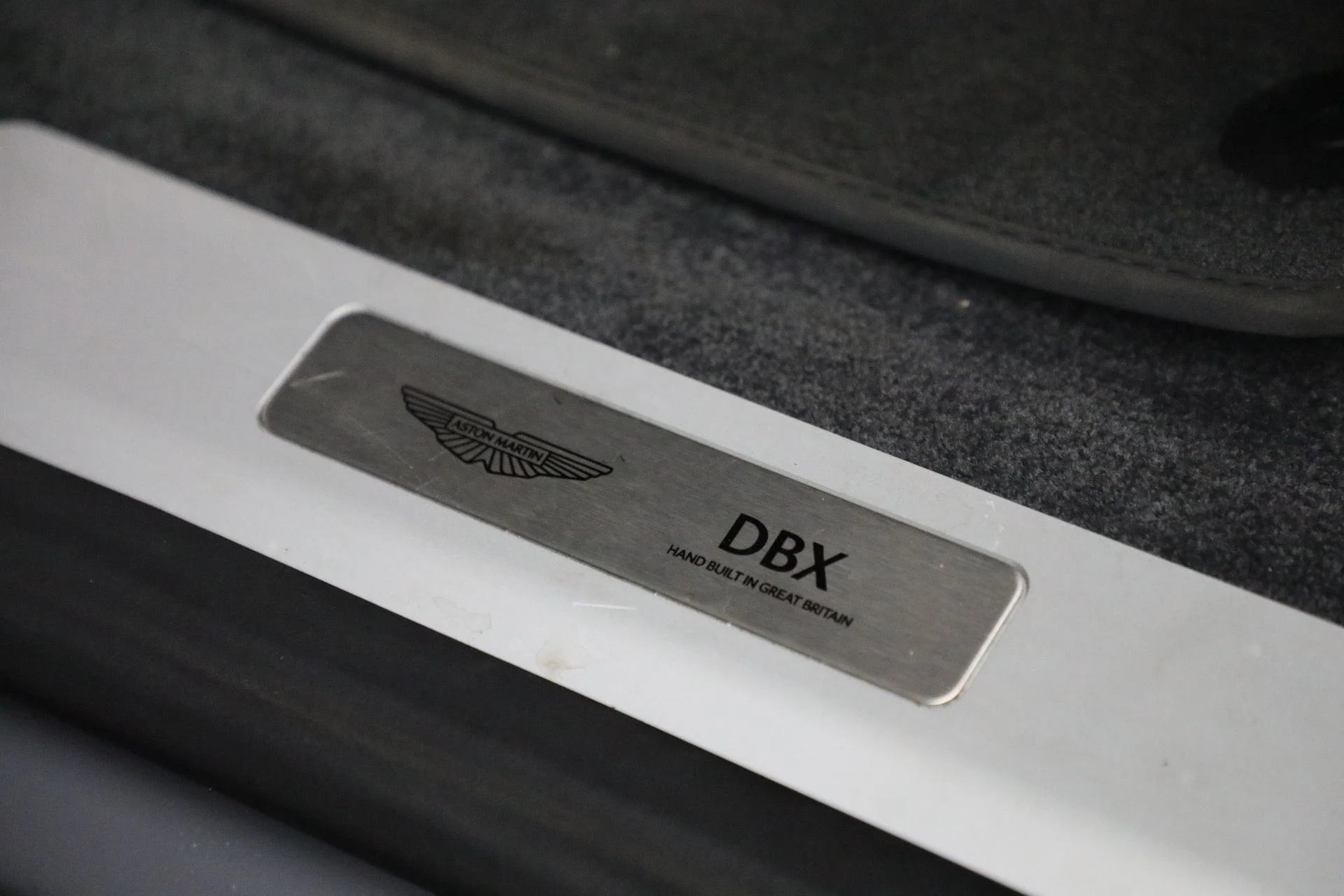 mph030_1321856457_New_2025_Aston_Martin_DBX_707_1762018439_ac88f56c81