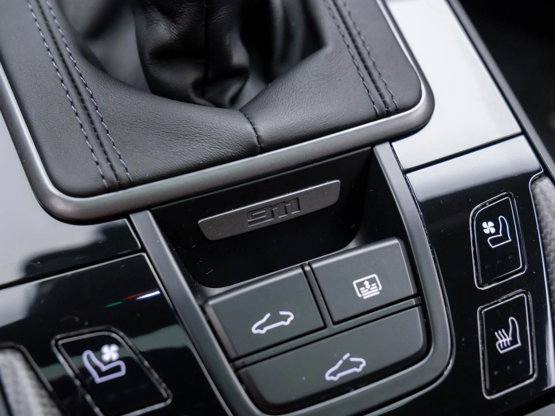 mph030_132356131_0b93e6a51ed11b899085795c9adbd081x_12fcc91784