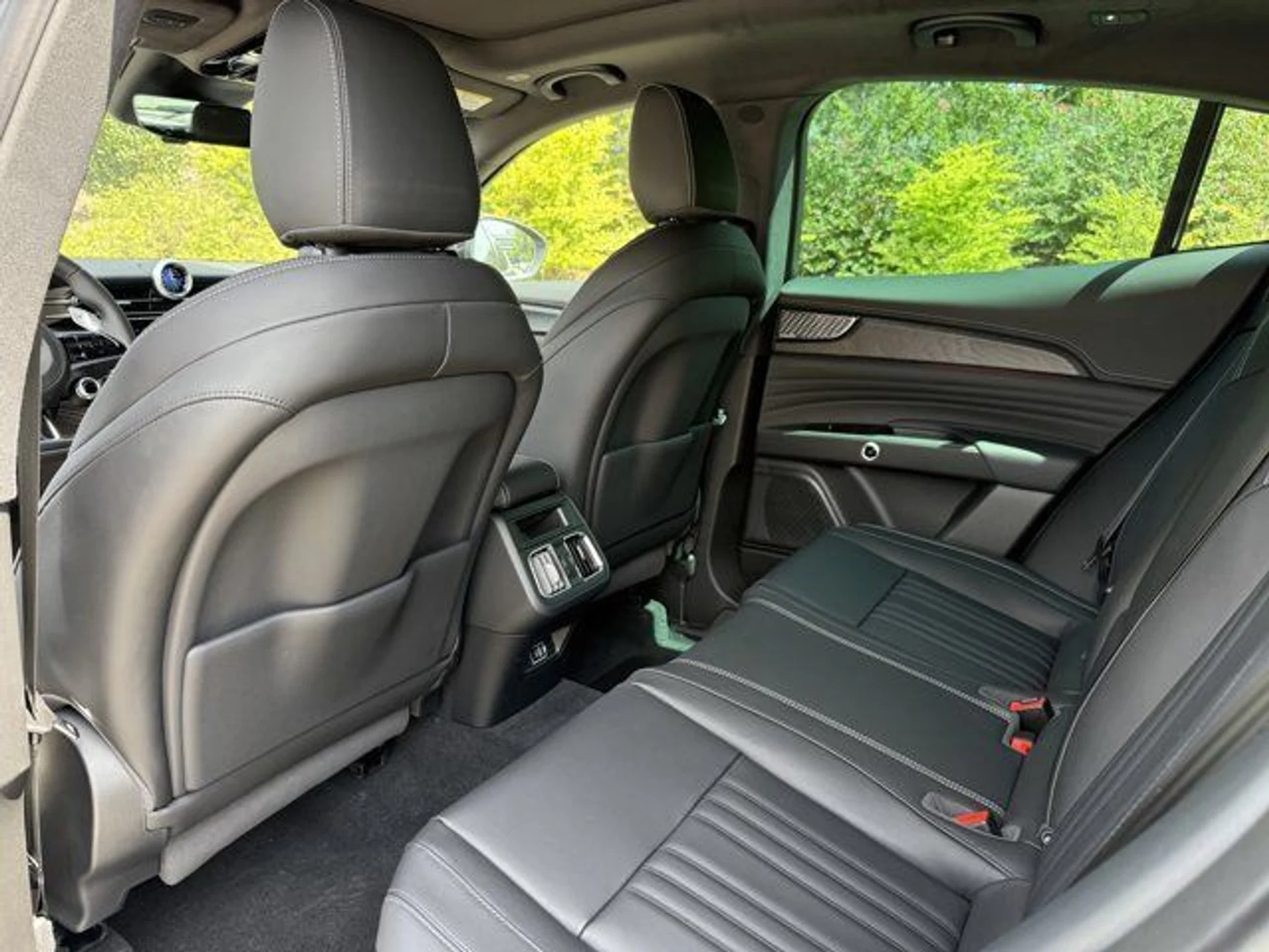 mph030_1332889740_d68acbfda02b401191c57721390e87a0_9df9c7efc9