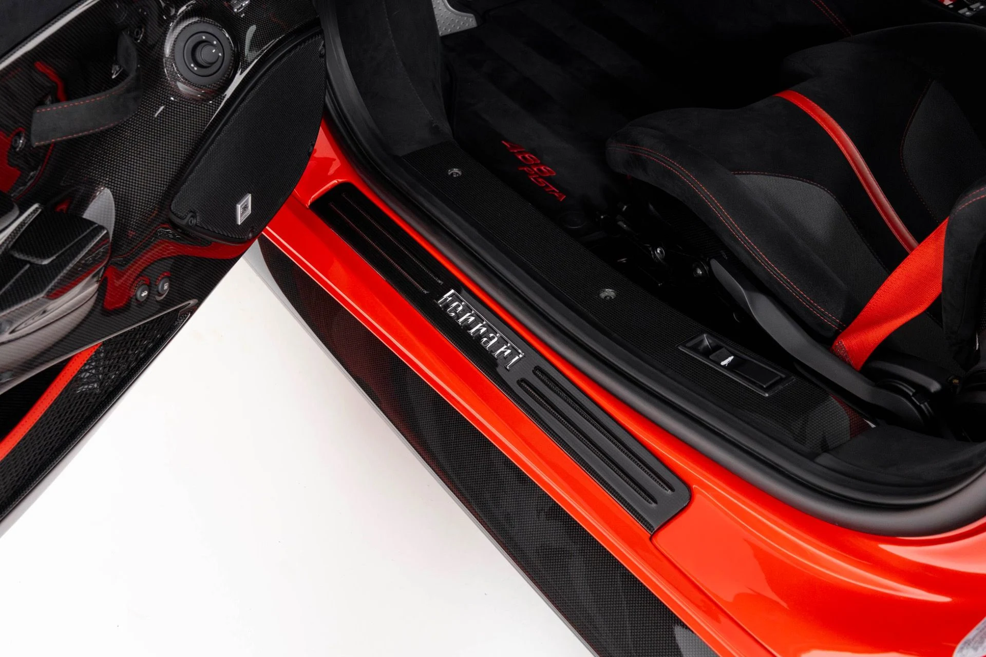 mph030_1336718691_Used_2019_Ferrari_488_Pista_Coupe_1764015860_cb29ead33c