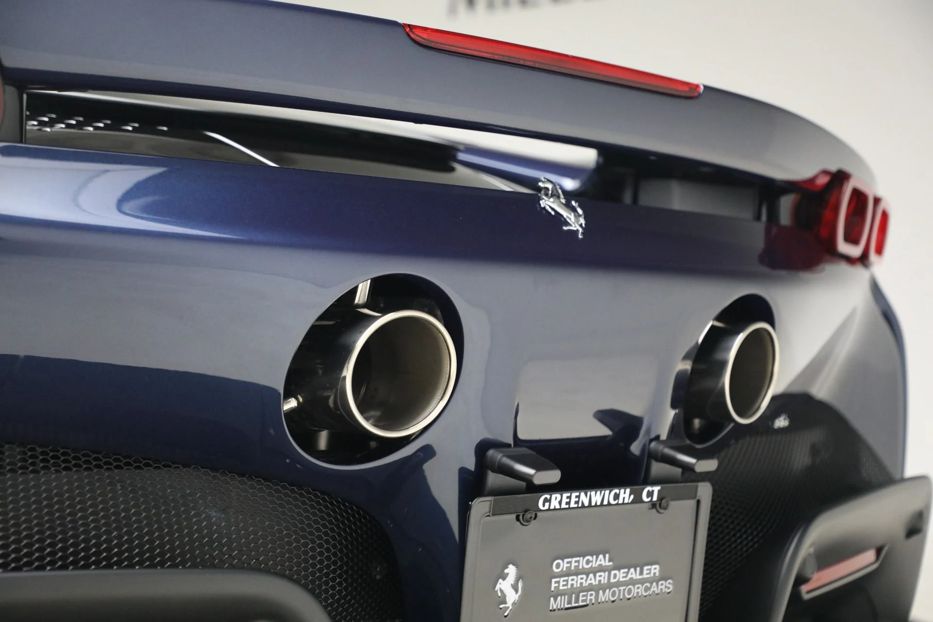 mph030_1341079840_Used_2024_Ferrari_SF_90_Spider_1768605776_8baf60a8bf