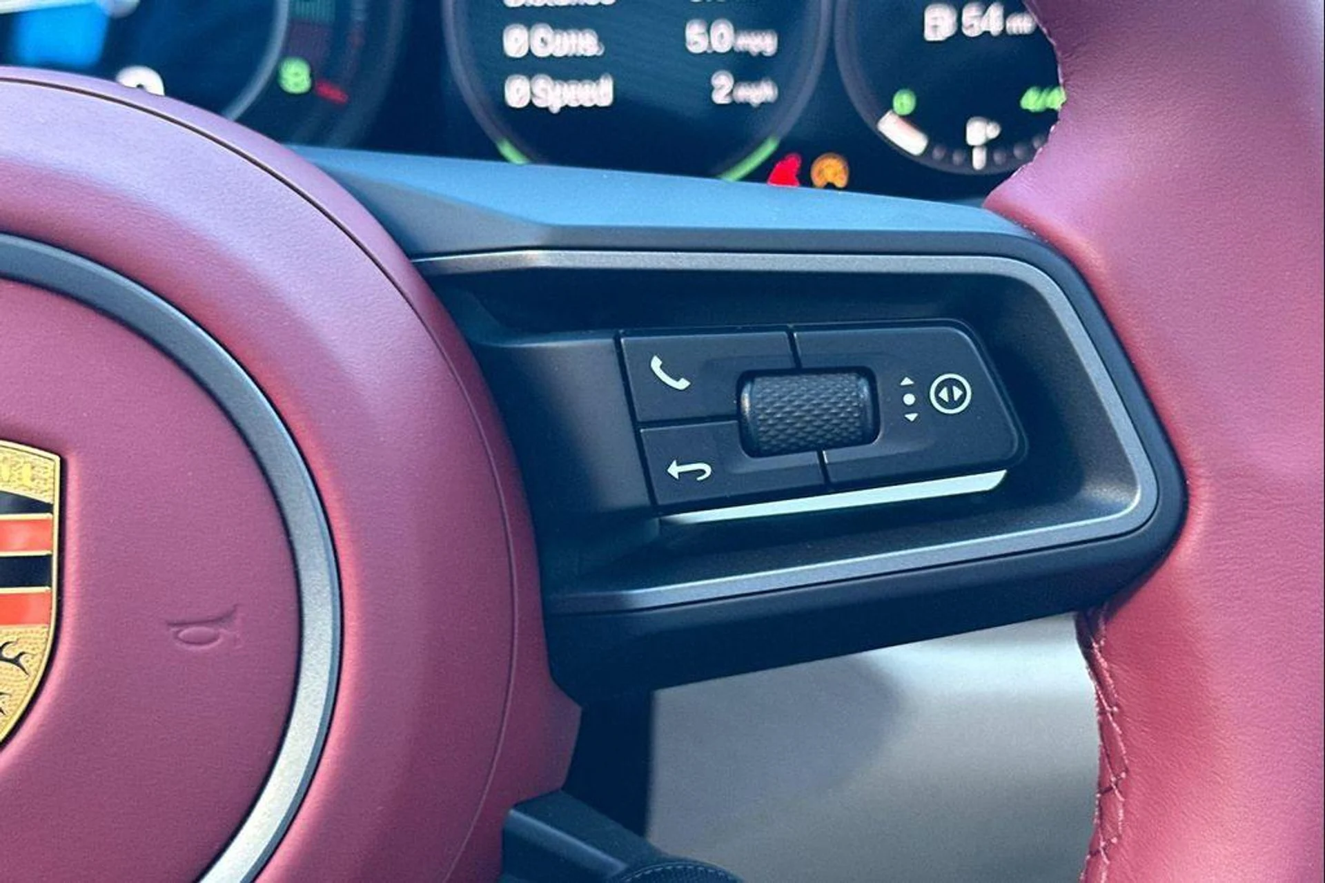 mph030_134355370_wa_N0_Y_js_R39_IE_3d_Zz_Q_Tl_Auu2_QPA_41b67e9d67