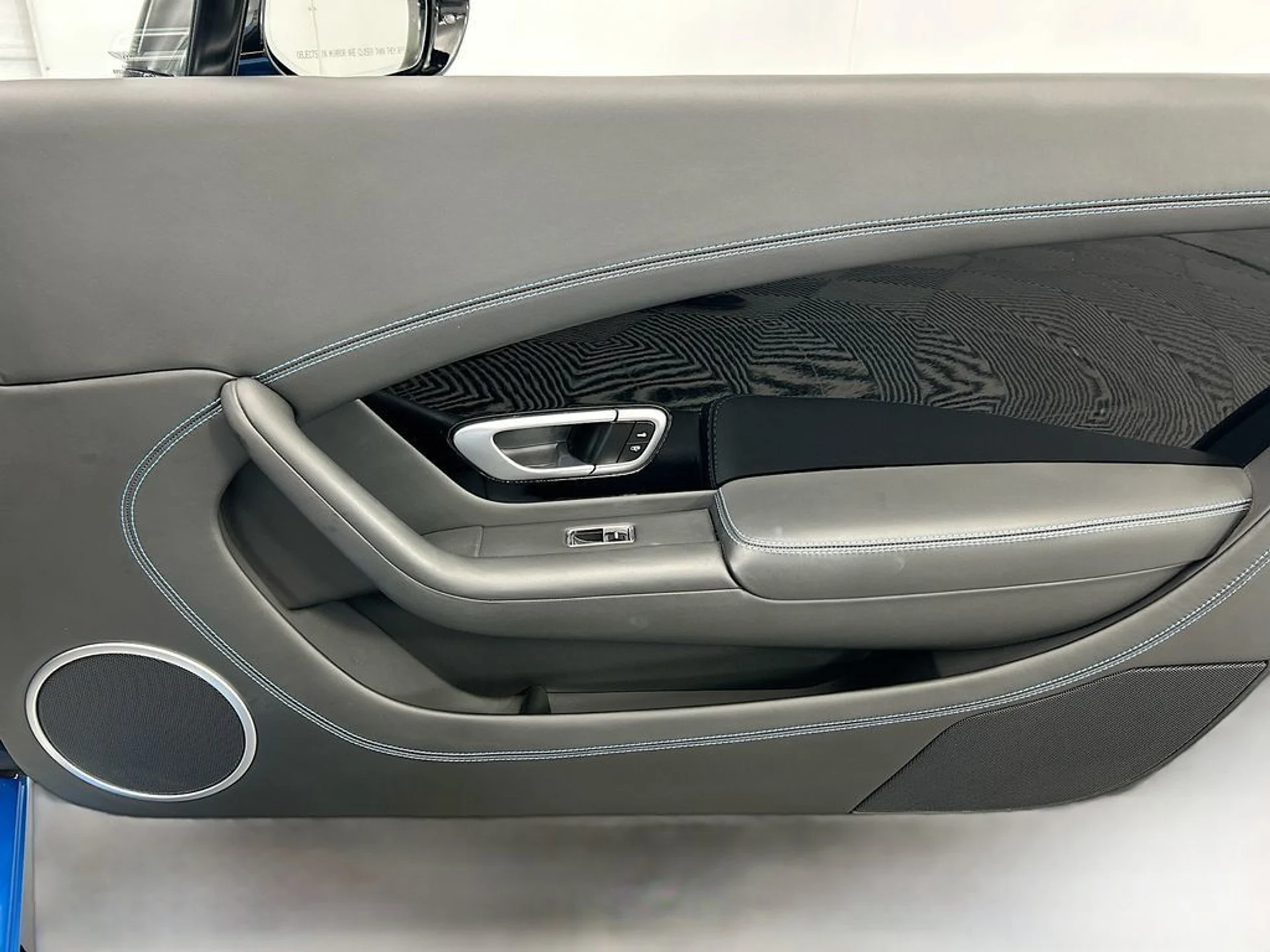 mph030_1344454732_used_2014_bentley_continental_gt_v8_s_2drconvertible_8119_22979396_31_1024_d69c4b723a