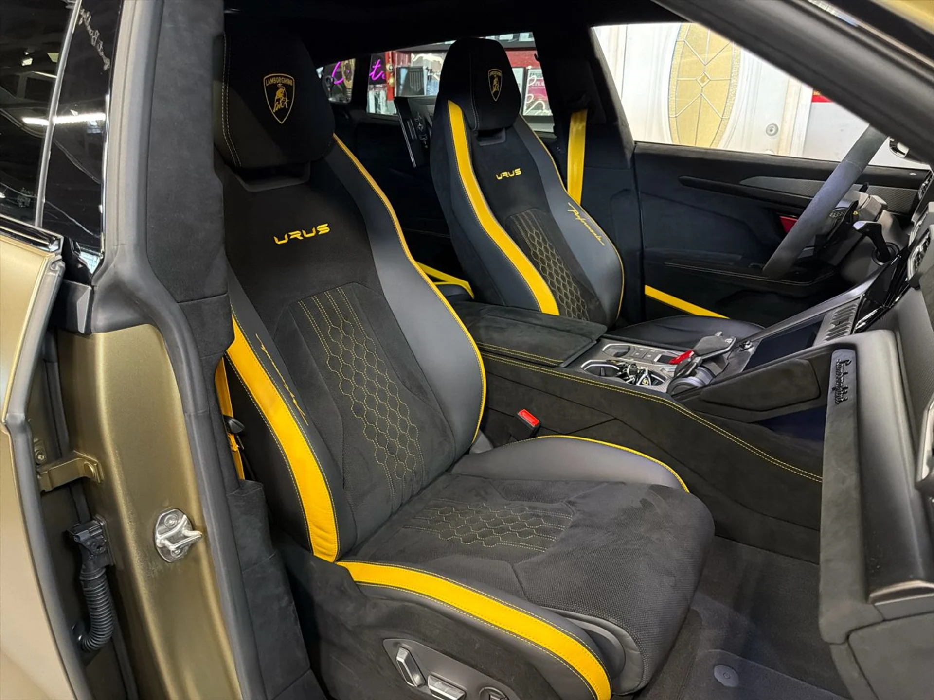 mph030_1349556223_639014921824145867_1cef72ebb4