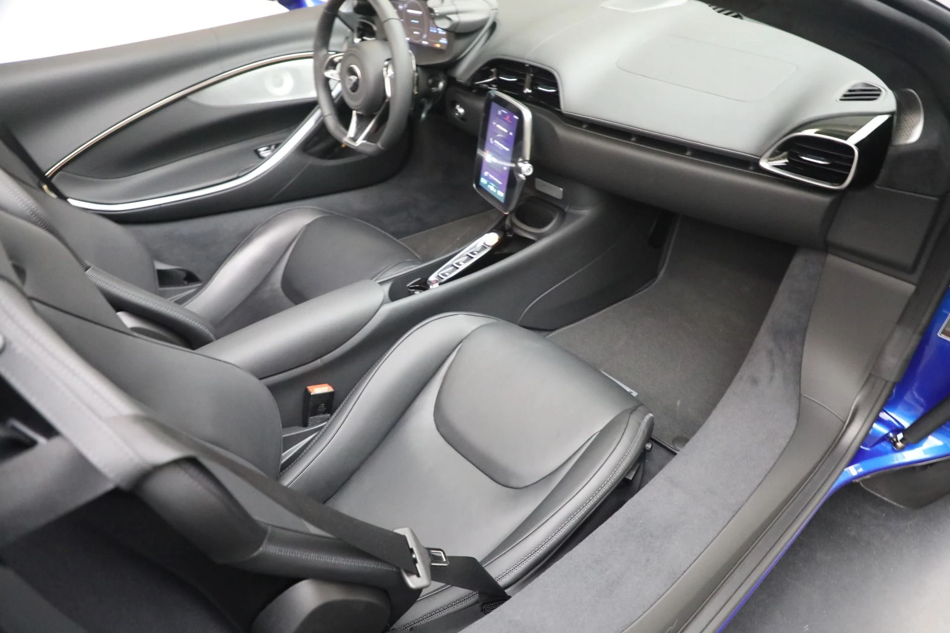 mph030_1352686098_New_2025_Mc_Laren_Artura_Spider_Tech_Lux_399397bb23