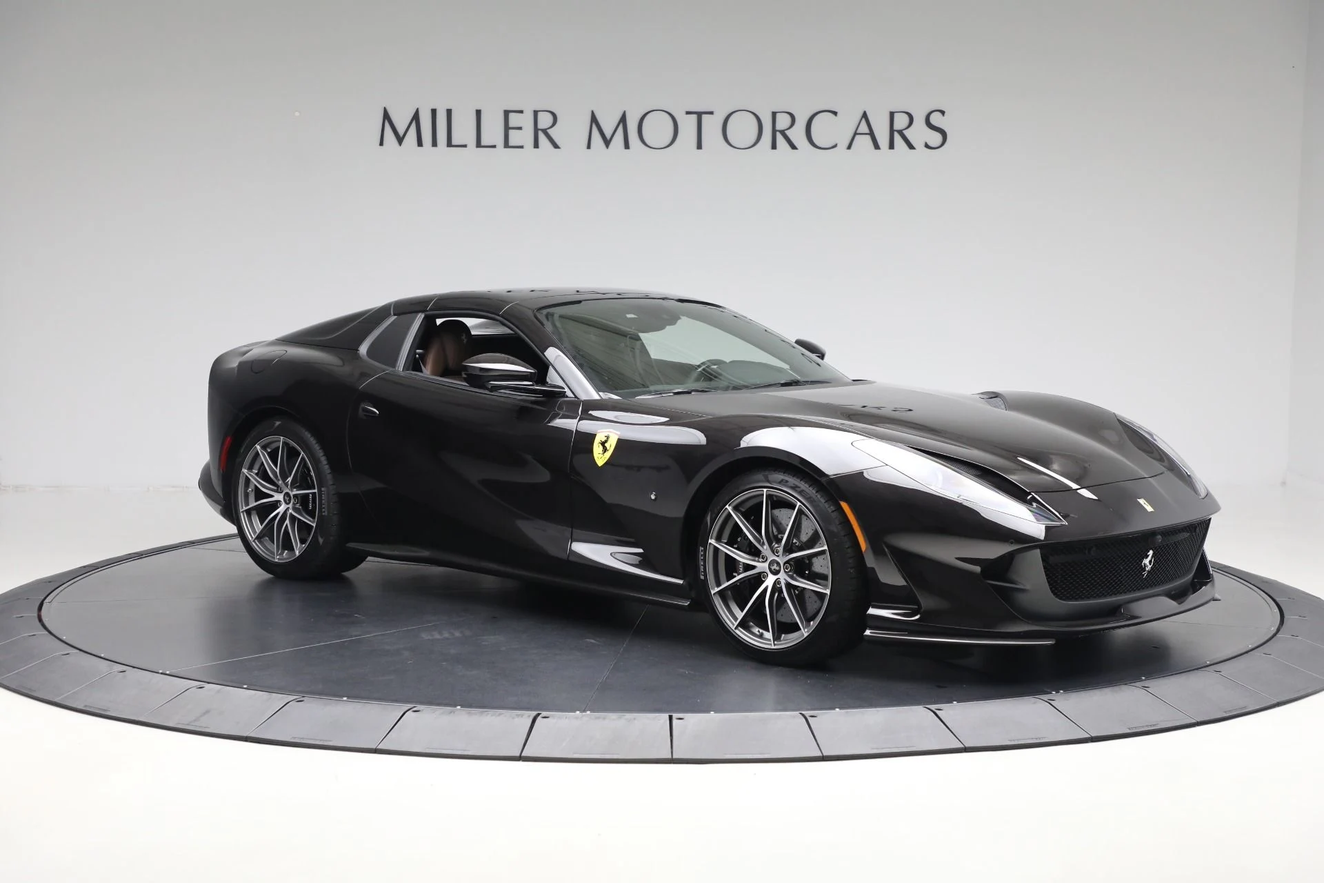 mph030_1353574054_Used_2023_Ferrari_812_GTS_3f38ca4bda