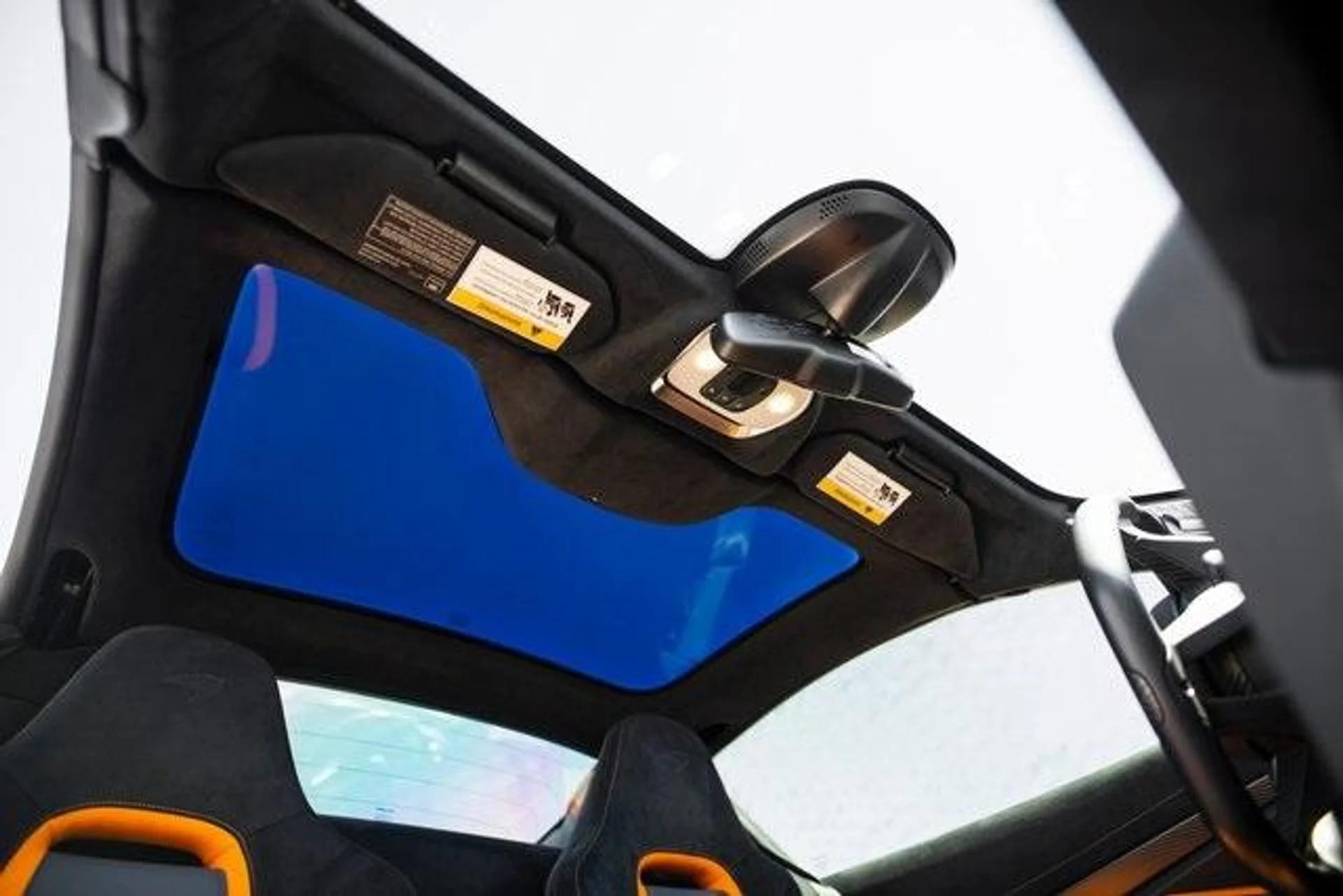 mph030_1355016031_Used_2019_MCLAREN_720_S_Spider_Performance_1620459166_7442950a2c