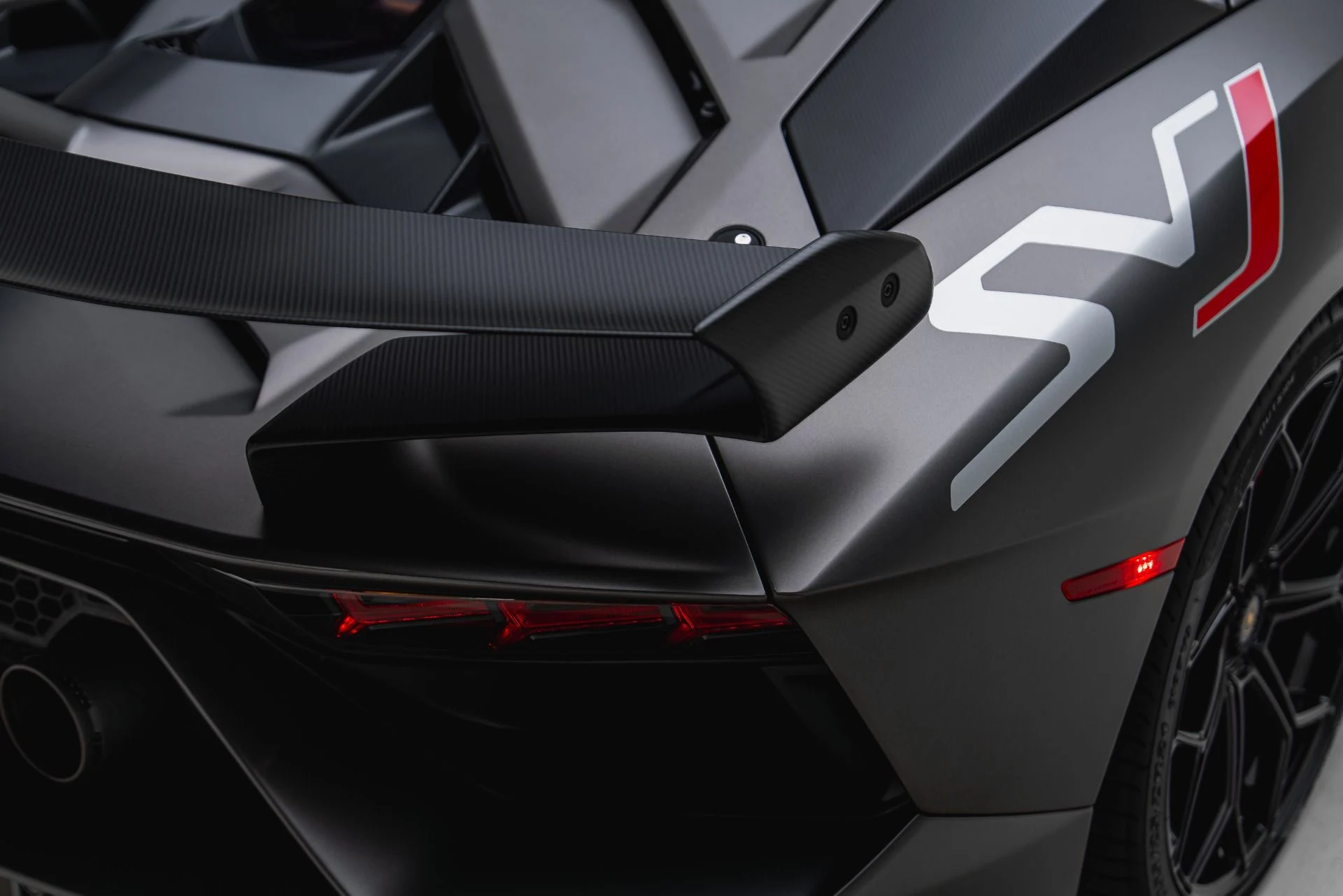 mph030_1361719003_Used_2020_Lamborghini_Aventador_LP_770_4_SVJ_1780965706_153649c8e6