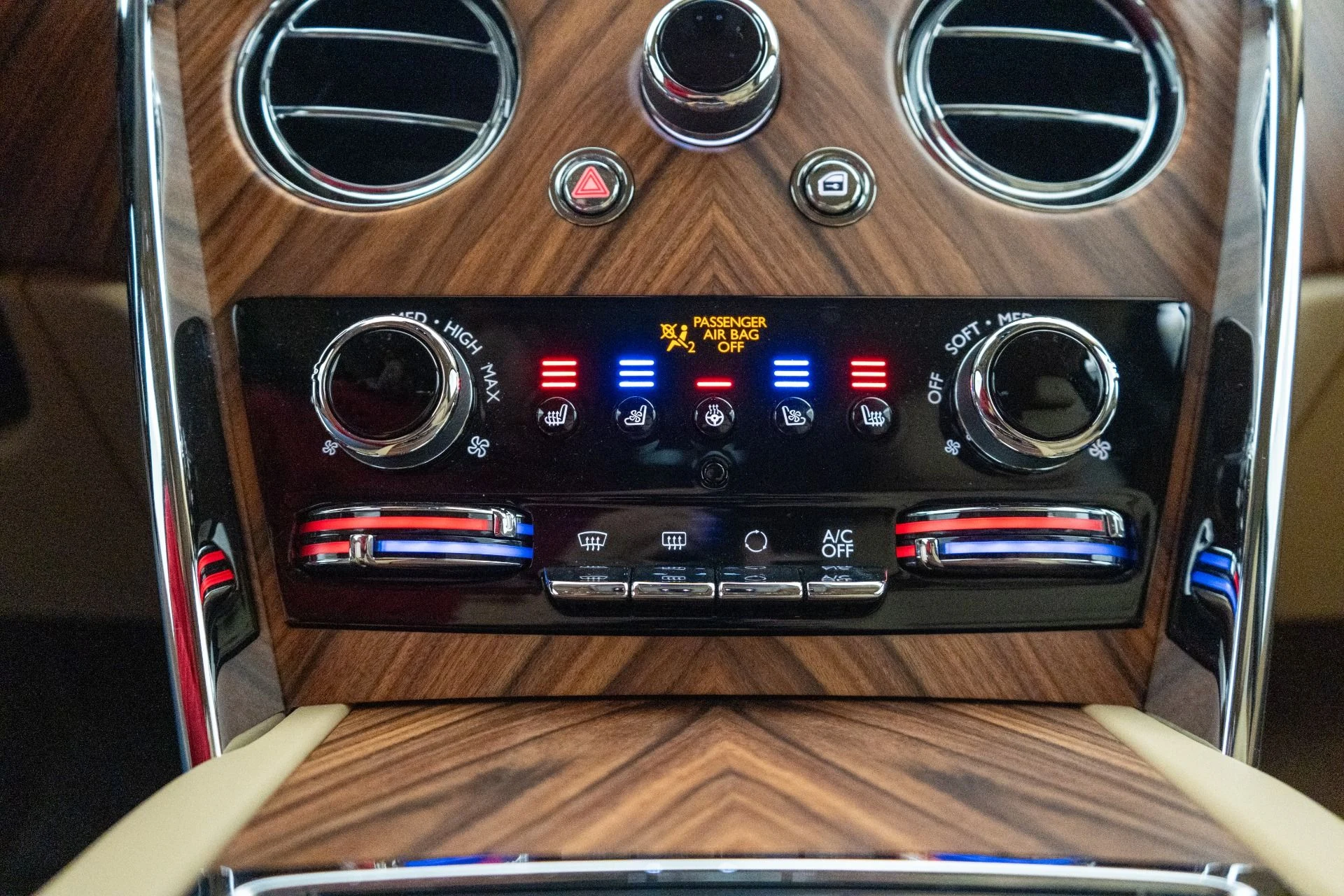 mph030_1362031093_Used_2025_Rolls_Royce_Cullinan_1773778505_60f36aba28