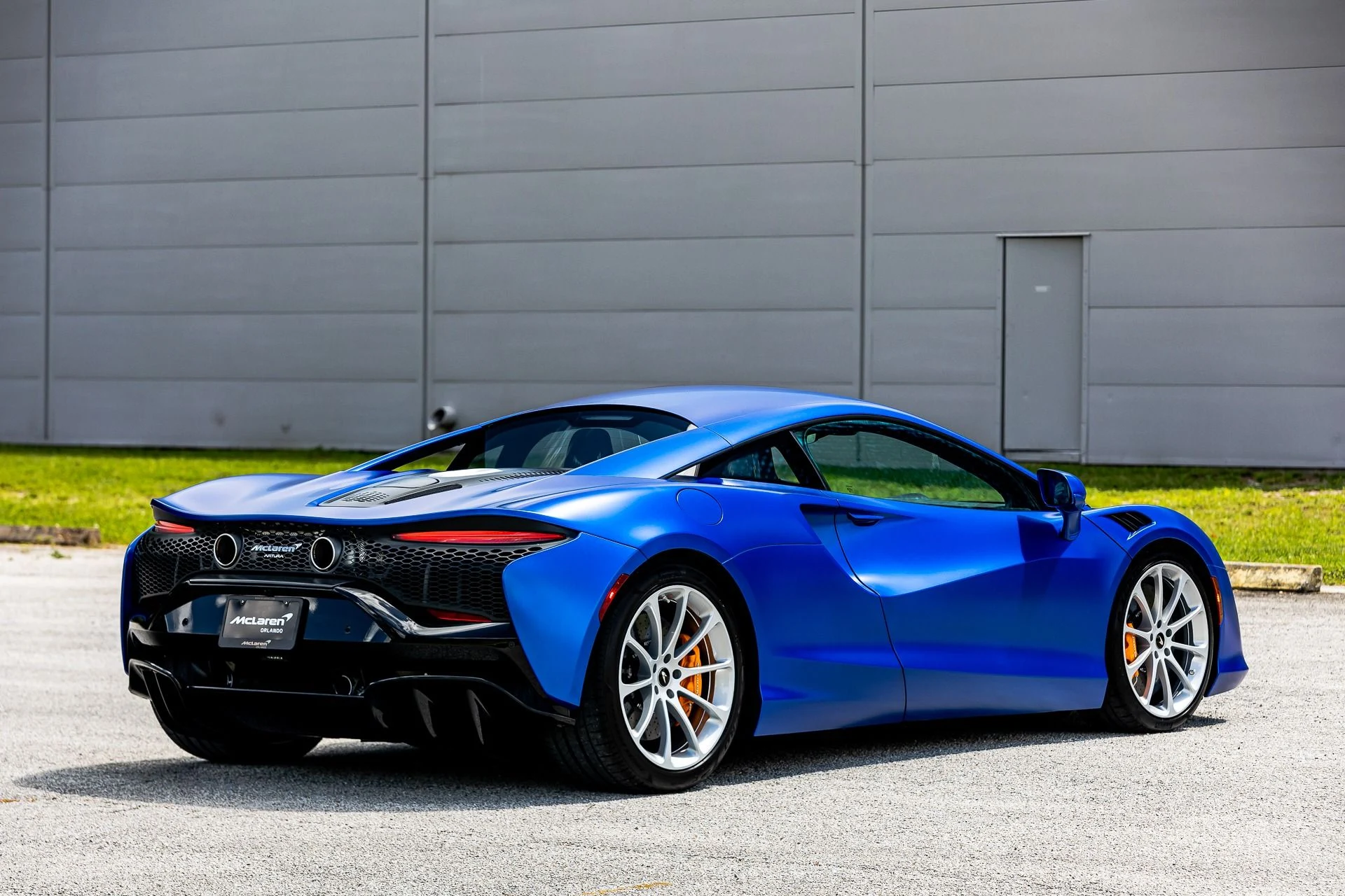 mph030_1385626381_324_p31_l_f705b65017