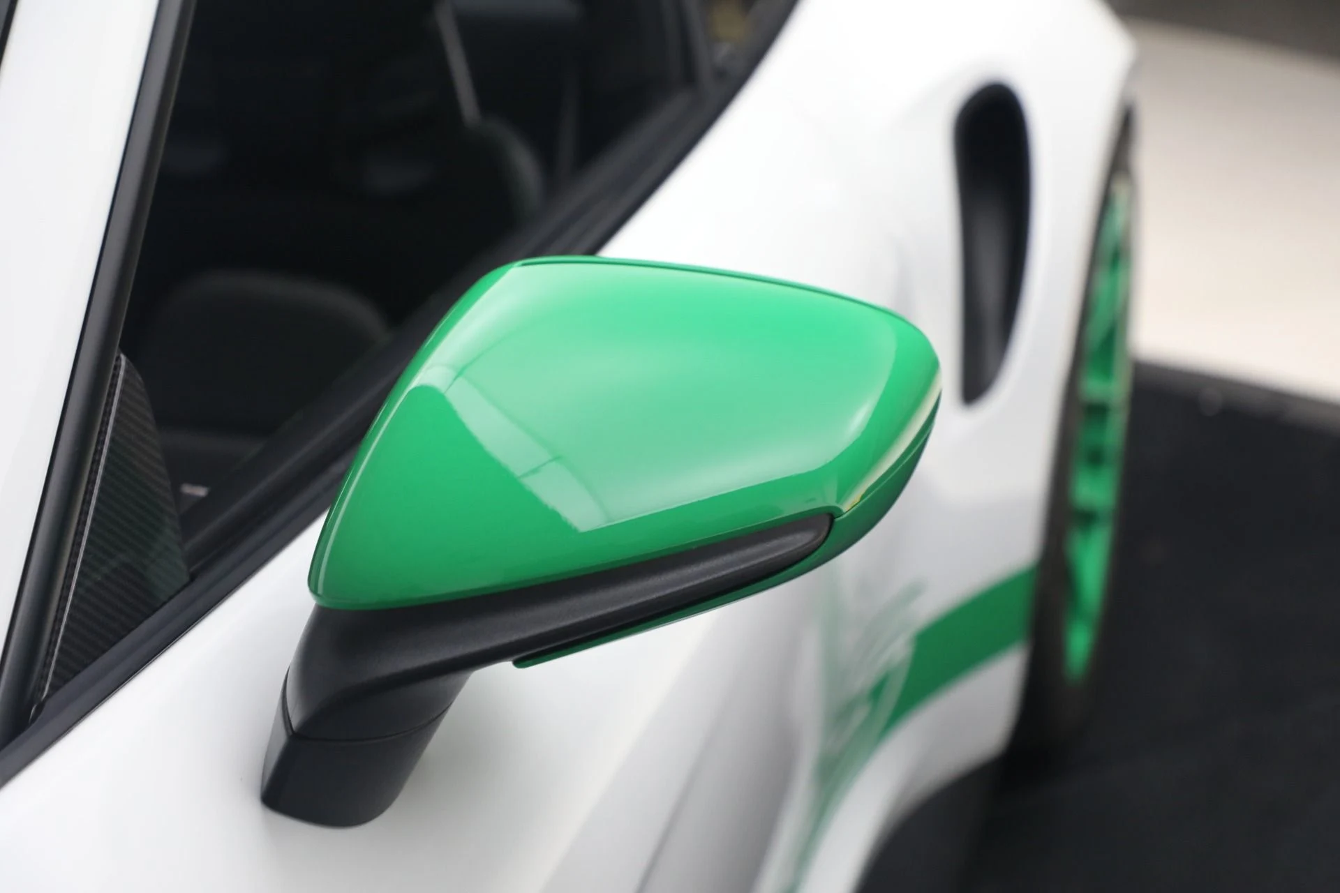 mph030_1392690669_Used_2023_Porsche_911_GT_3_RS_1772056175_16f3eb7039