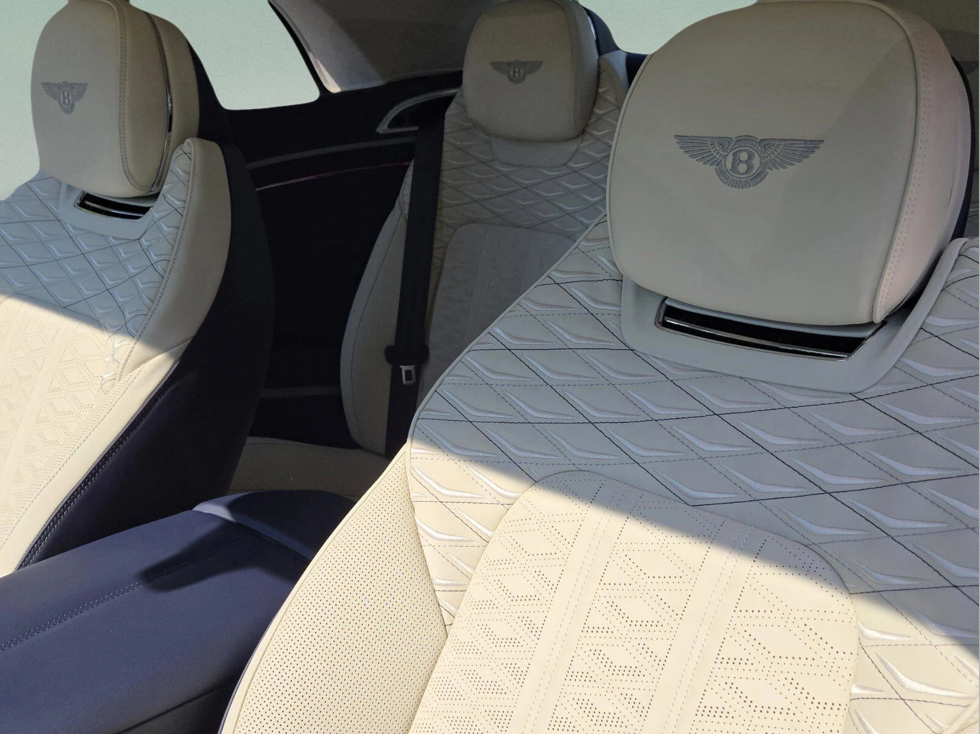 mph030_1394327806_74d70981ac56ffa1cb20b40d64a4aaebx_3194ddf809