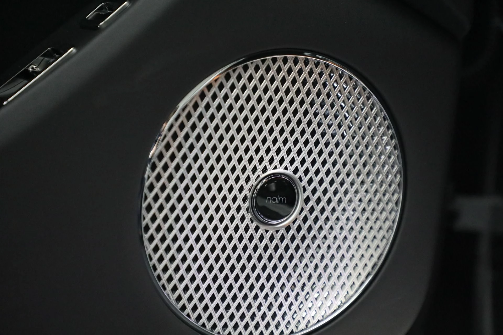 mph030_1396935465_New_2025_Bentley_Flying_Spur_Speed_7eb6160d48