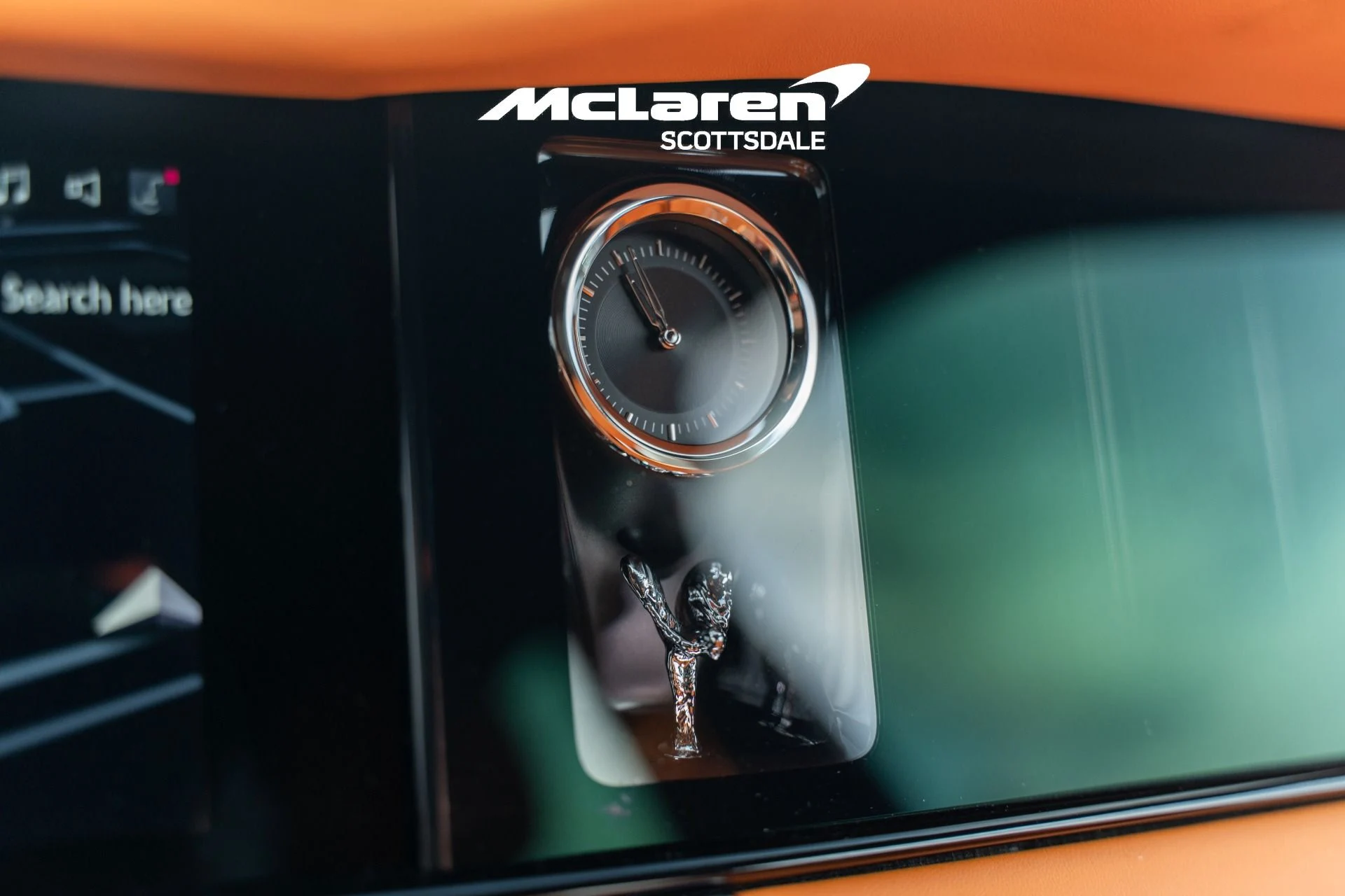 mph030_1402210977_Used_2025_Rolls_Royce_CULLINAN_1762551251_22626b4a19