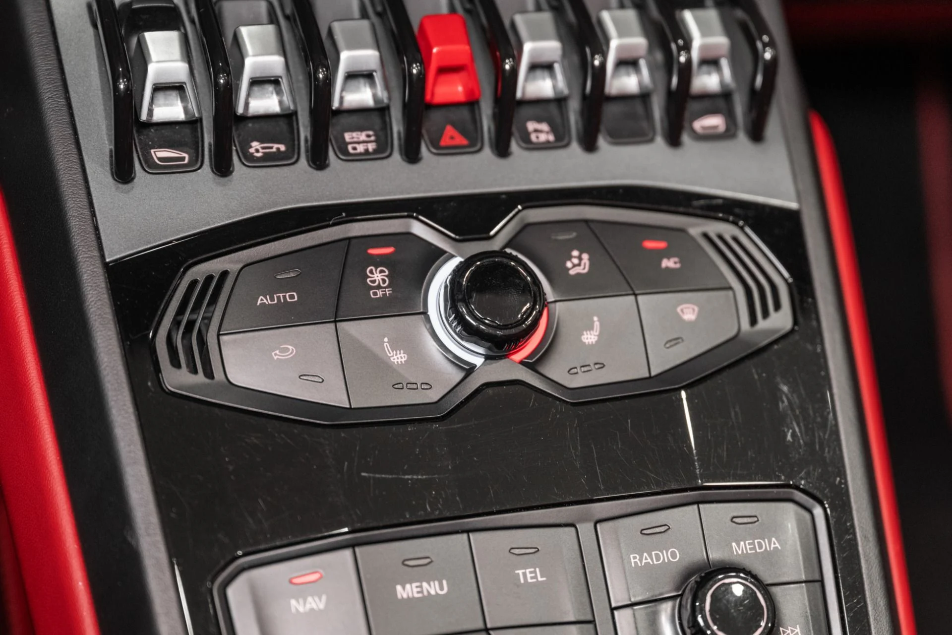 mph030_1425752505_Used_2016_Lamborghini_Huracan_LP_610_4_Spyder_1773071752_9dc7a09015