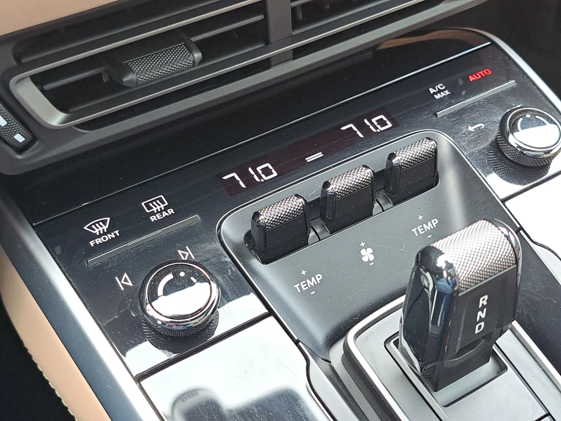 mph030_1429001664_9e24967a387c1a37eb6882f82db9370cx_dd24c1e491