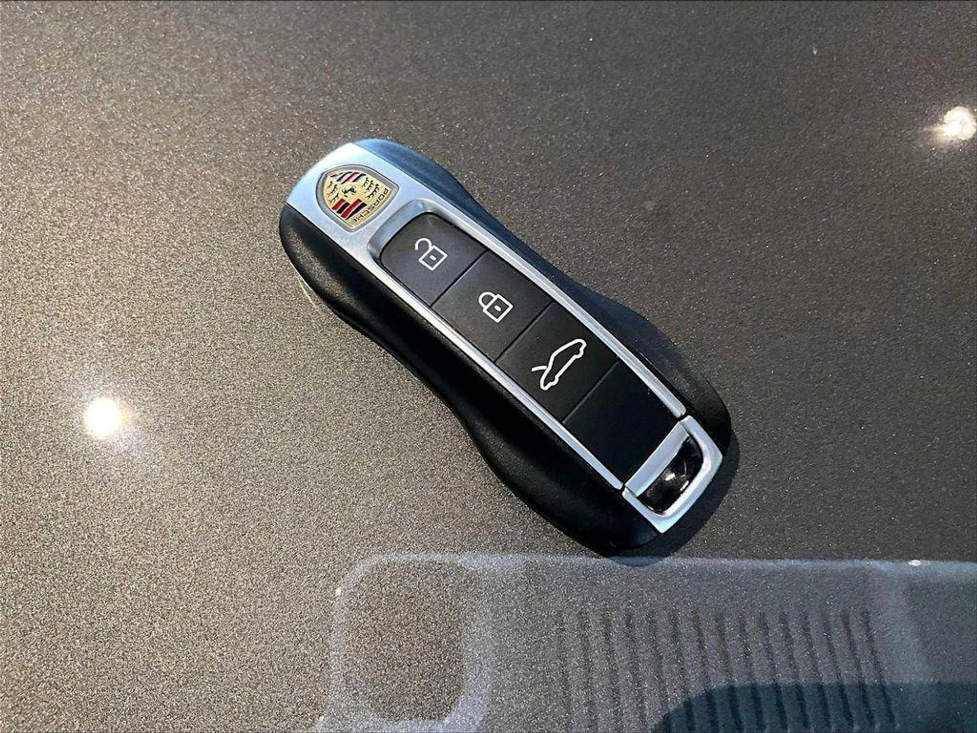 mph030_1431985586_q6_H_745br4_Yu9_Scr_K_q_W1c_q_T0_495ff1772e