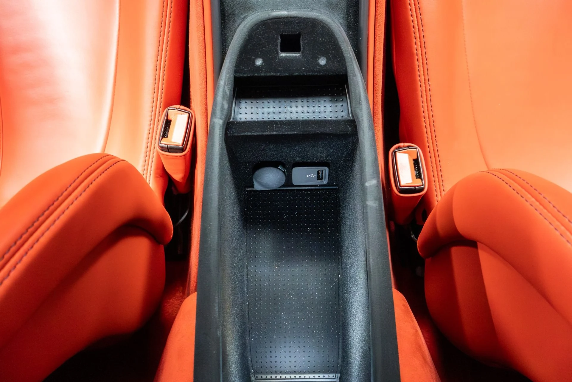 mph030_1433184481_Used_2022_Ferrari_Roma_1775684538_3df831d451