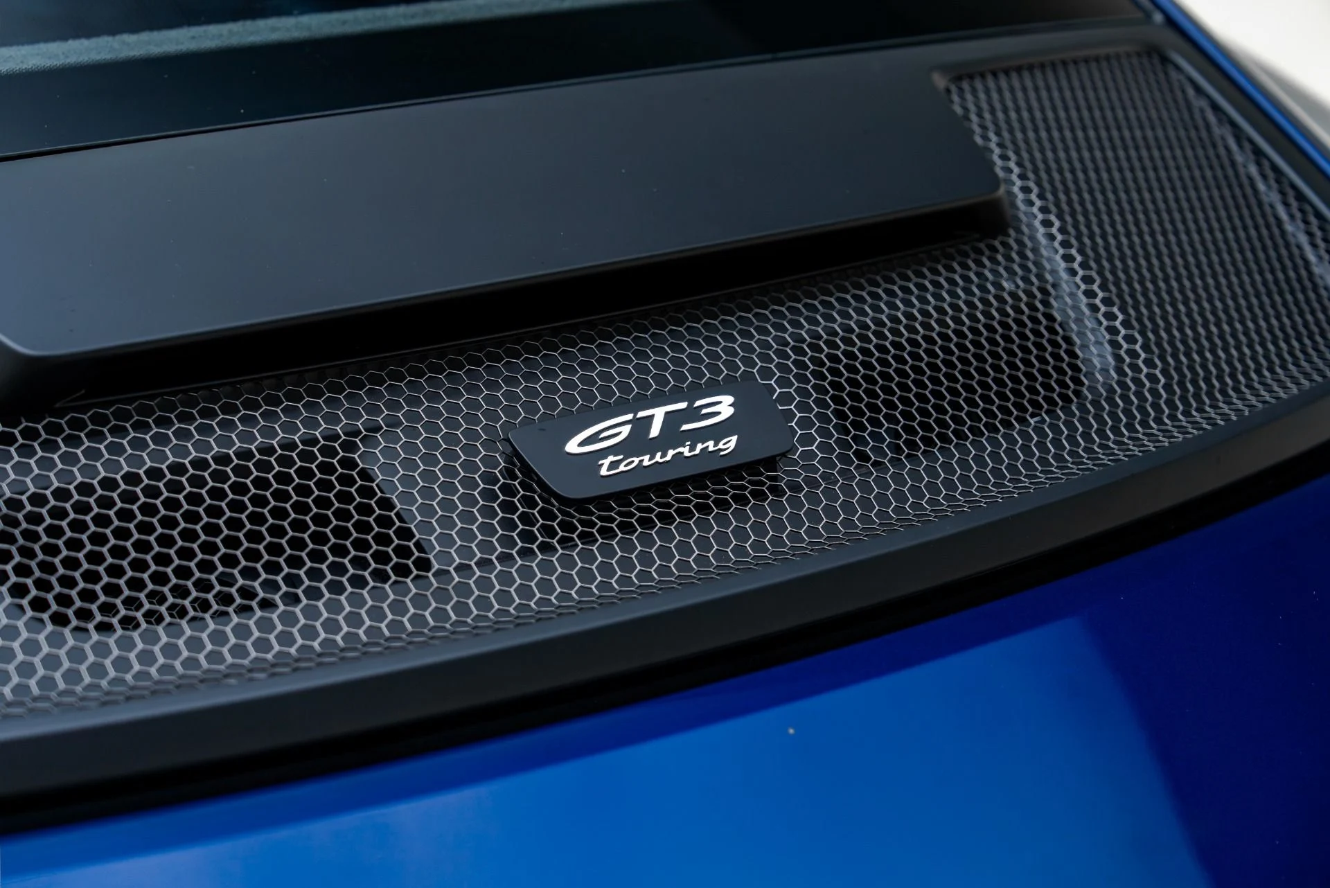 mph030_1441938450_Used_2026_Porsche_911_GT_3_Touring_1787009950_5410044ff0