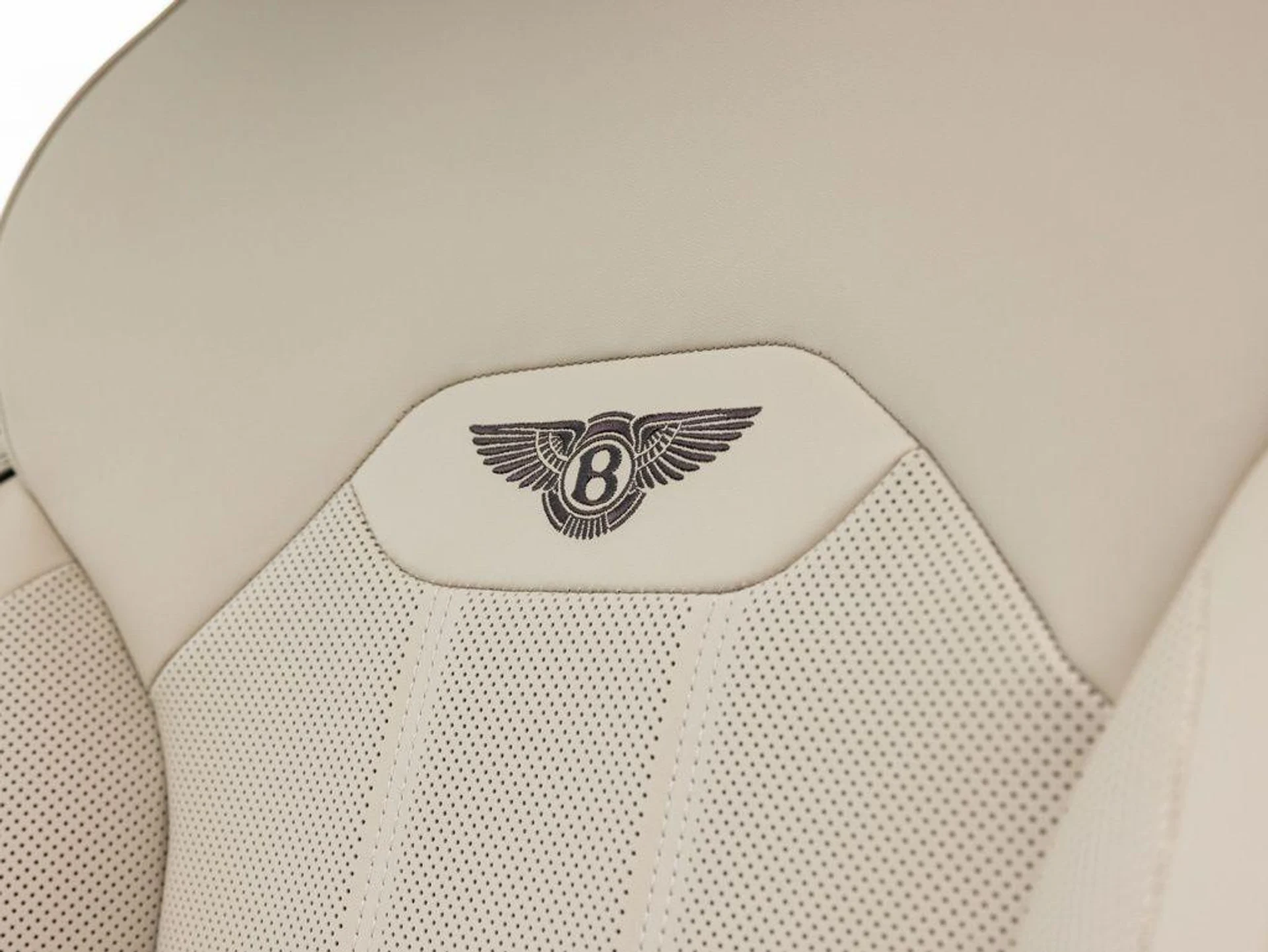 mph030_1443334244_514426018_69ef6f3cb42b849f5deca203_fb99289c92