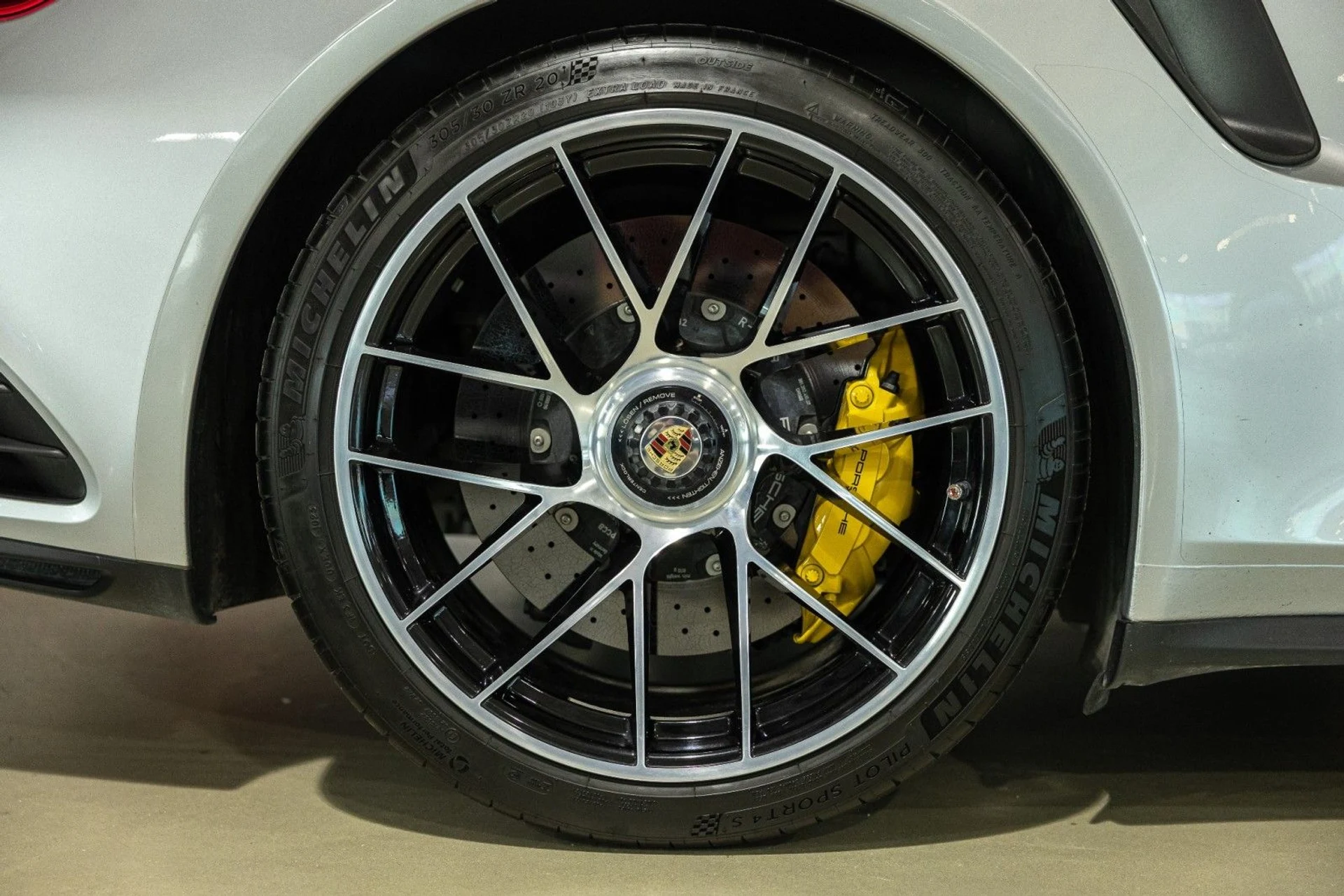 mph030_1452899343_CQ_3372a473c9