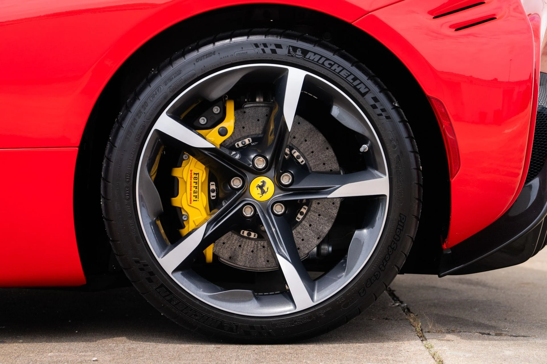 mph030_1456137013_Used_2023_Ferrari_SF_90_Stradale_1753986434_9fc77276d0