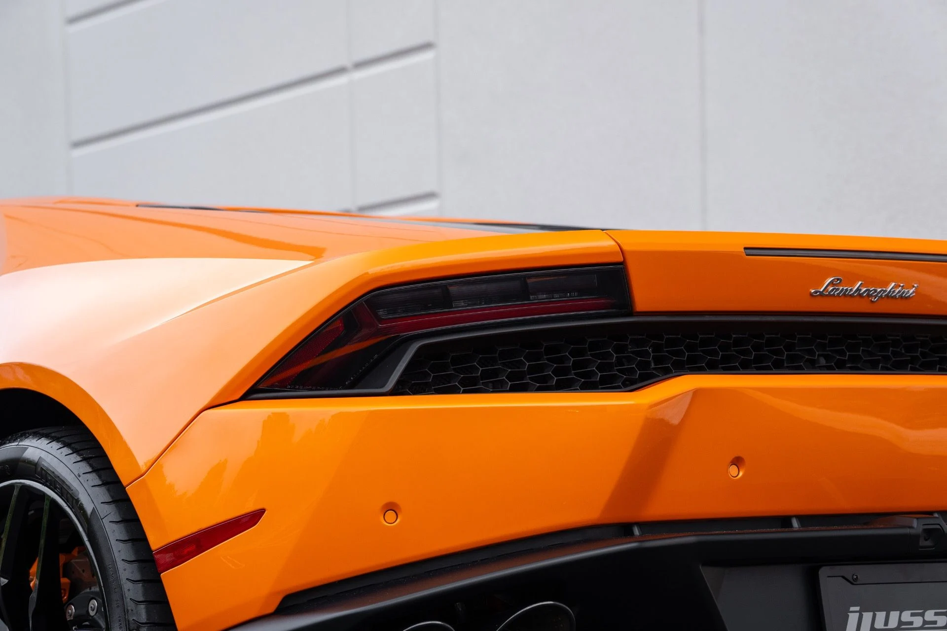 mph030_1457520075_Used_2016_Lamborghini_Huracan_LP_610_4_1780109643_3511197946