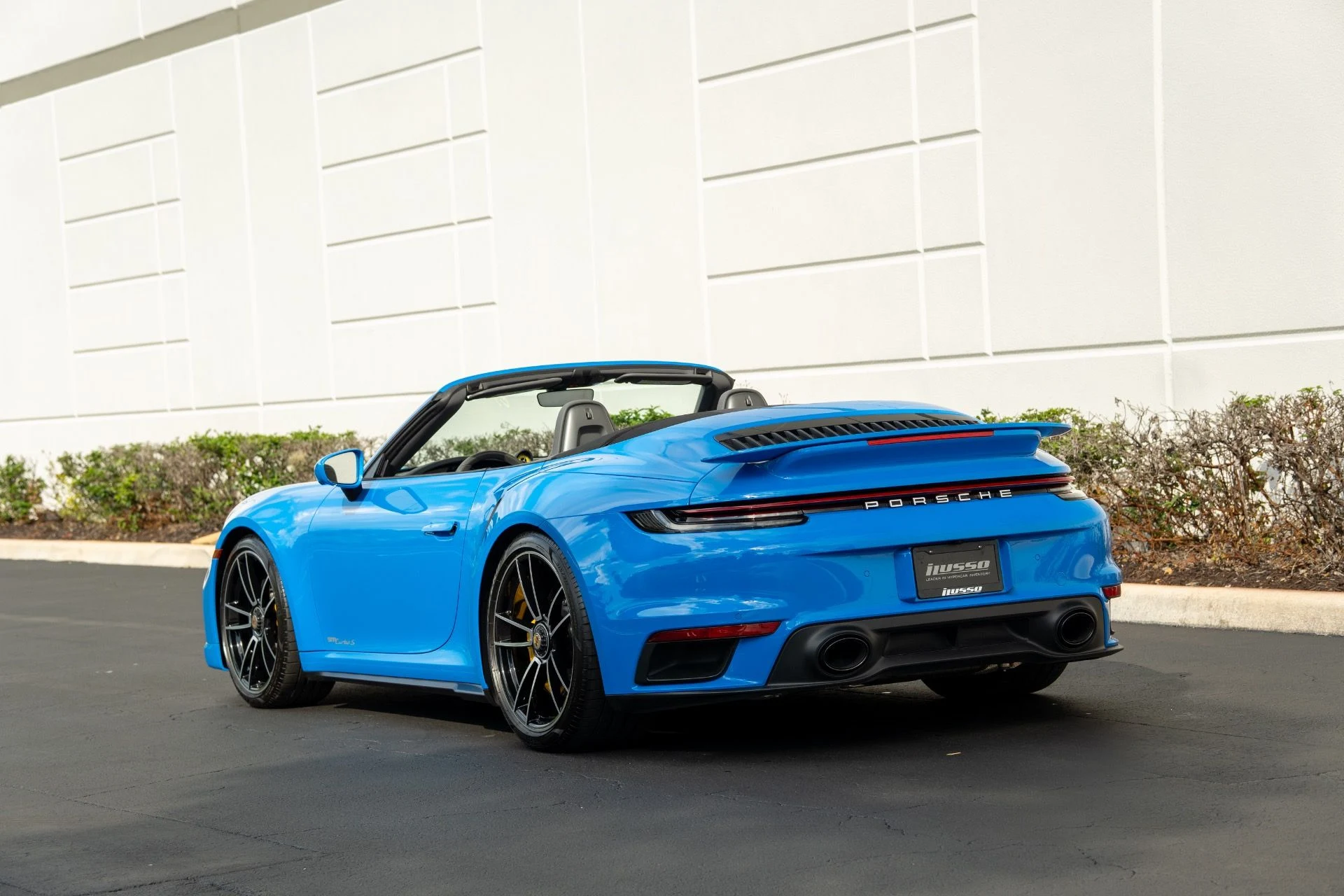 mph030_1457830793_Used_2023_Porsche_911_Turbo_S_1759285627_1ab64cbcaf