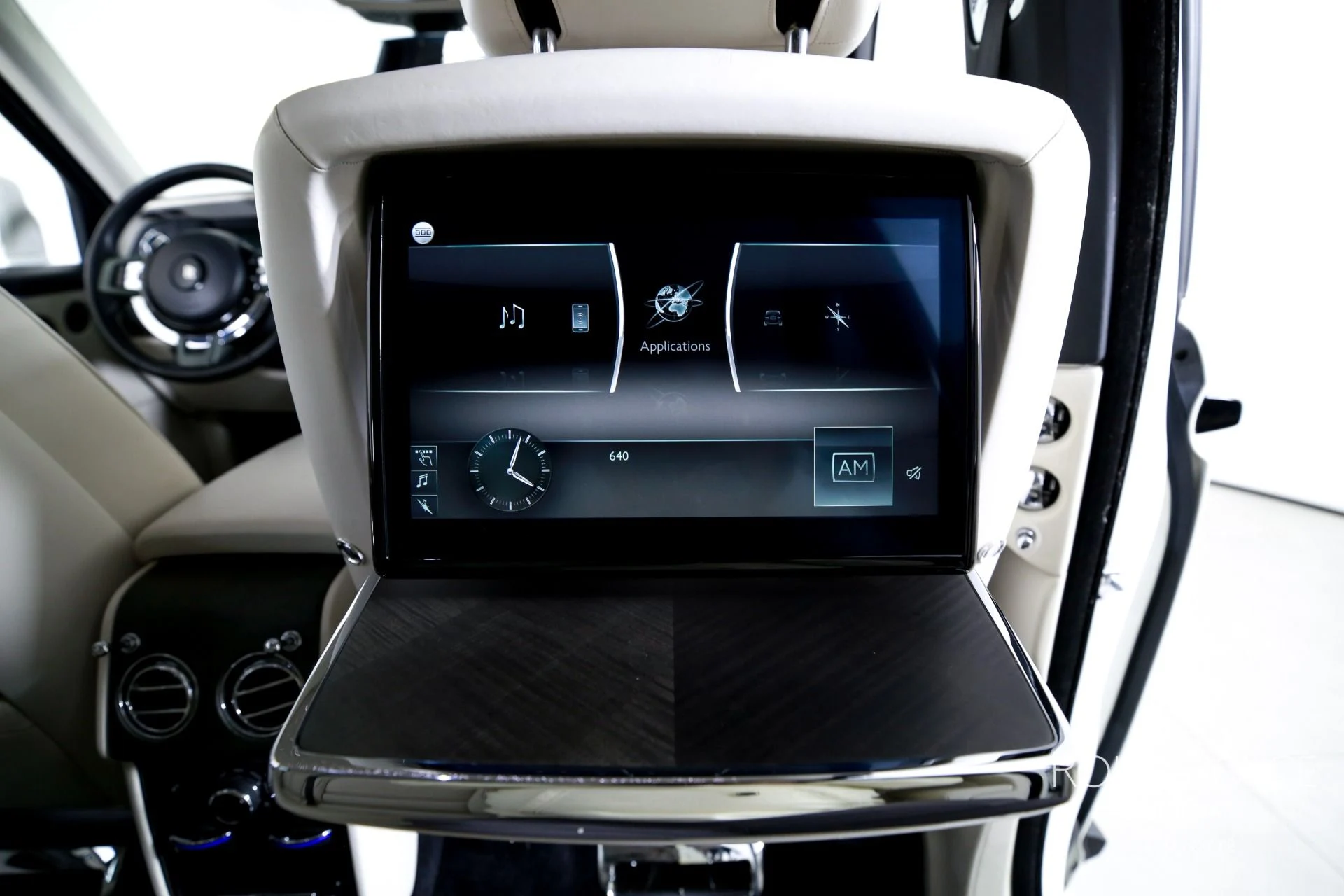 mph030_1460808706_Used_2020_Rolls_Royce_Cullinan_1772228015_2fc5375011