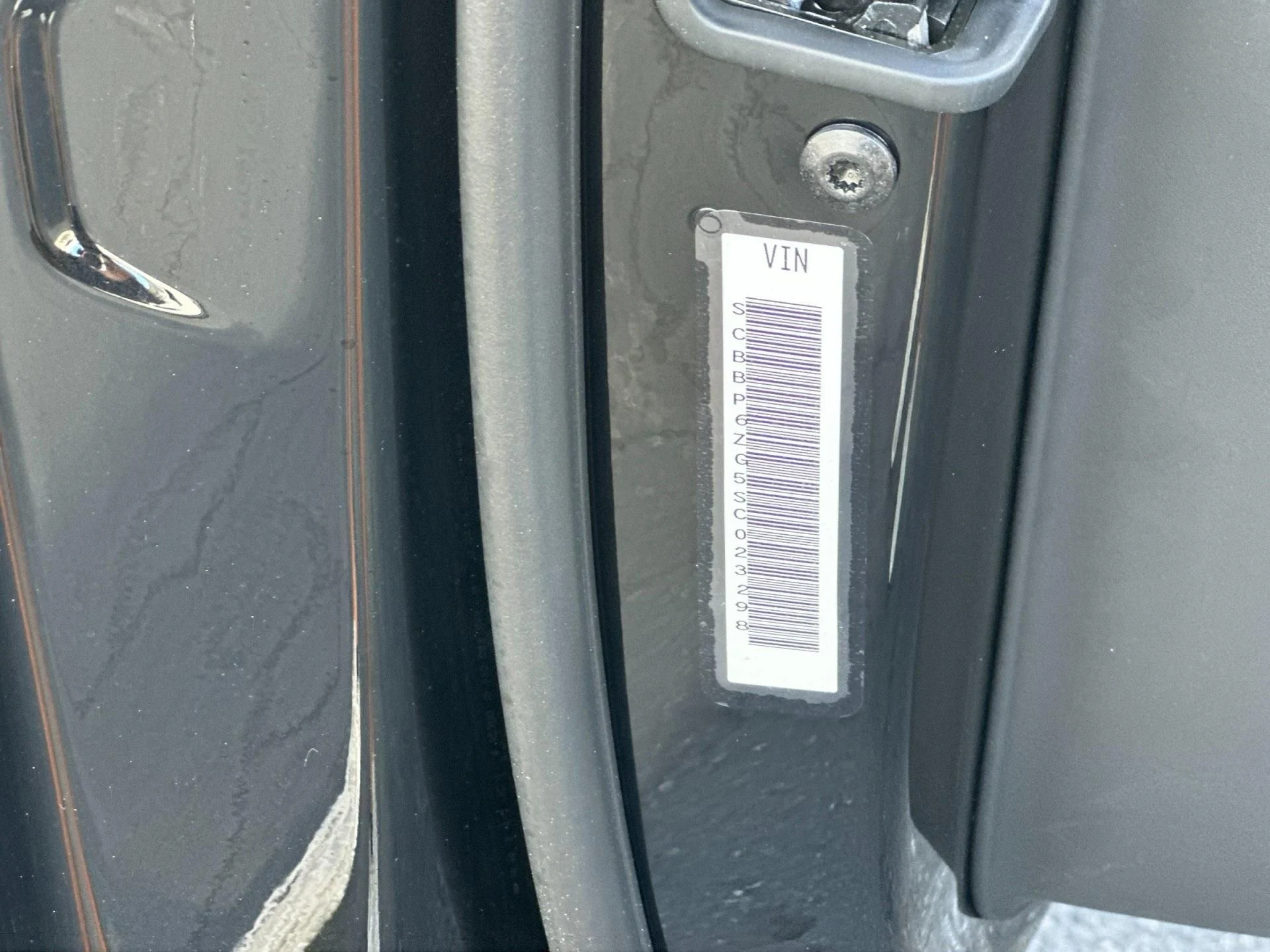 mph030_1470706084_New_2025_Bentley_Flying_Spur_Mulliner_1762940646_207b085eb7