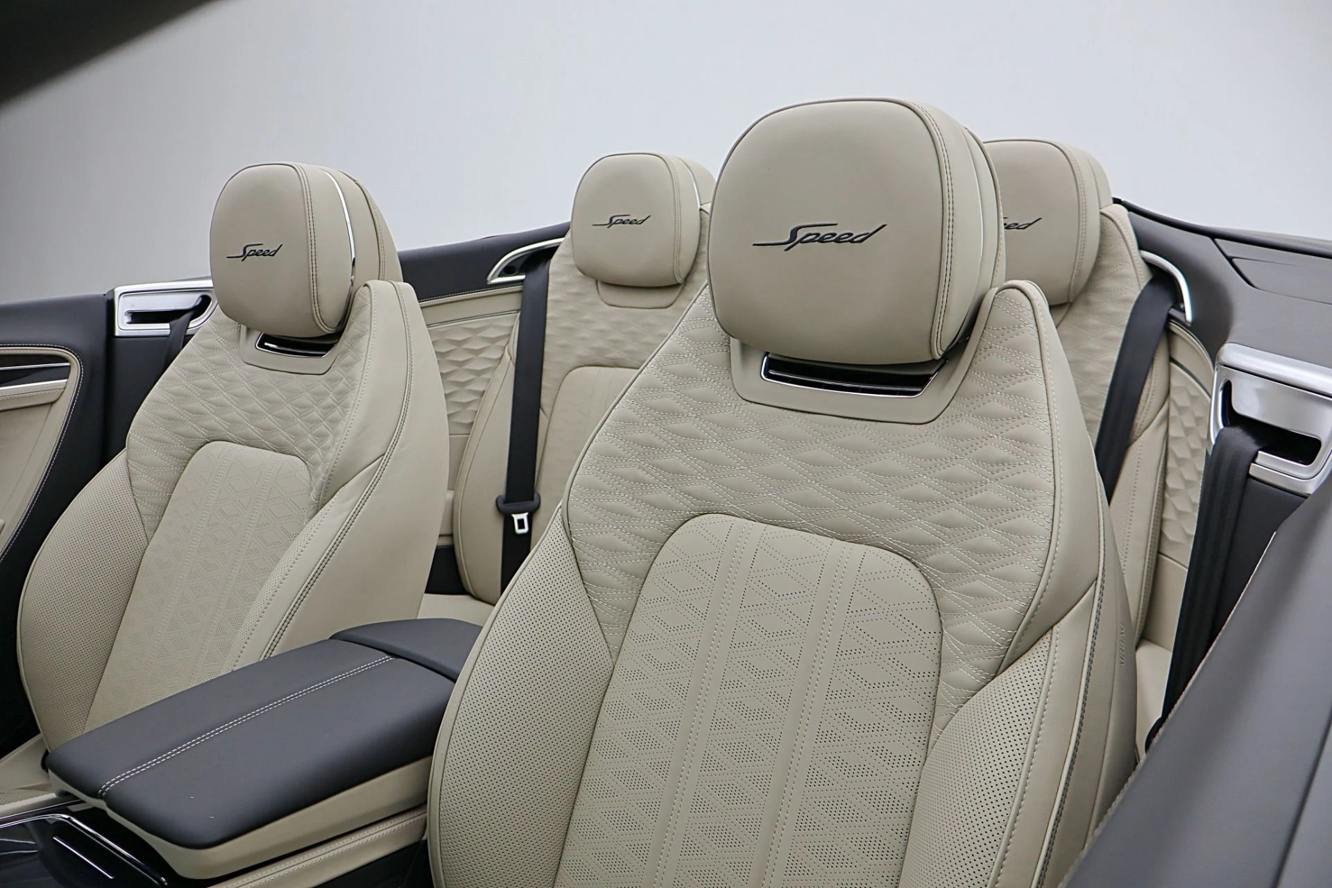 mph030_147093035_New_2026_Bentley_Continental_GTC_Speed_d3083cb8b3