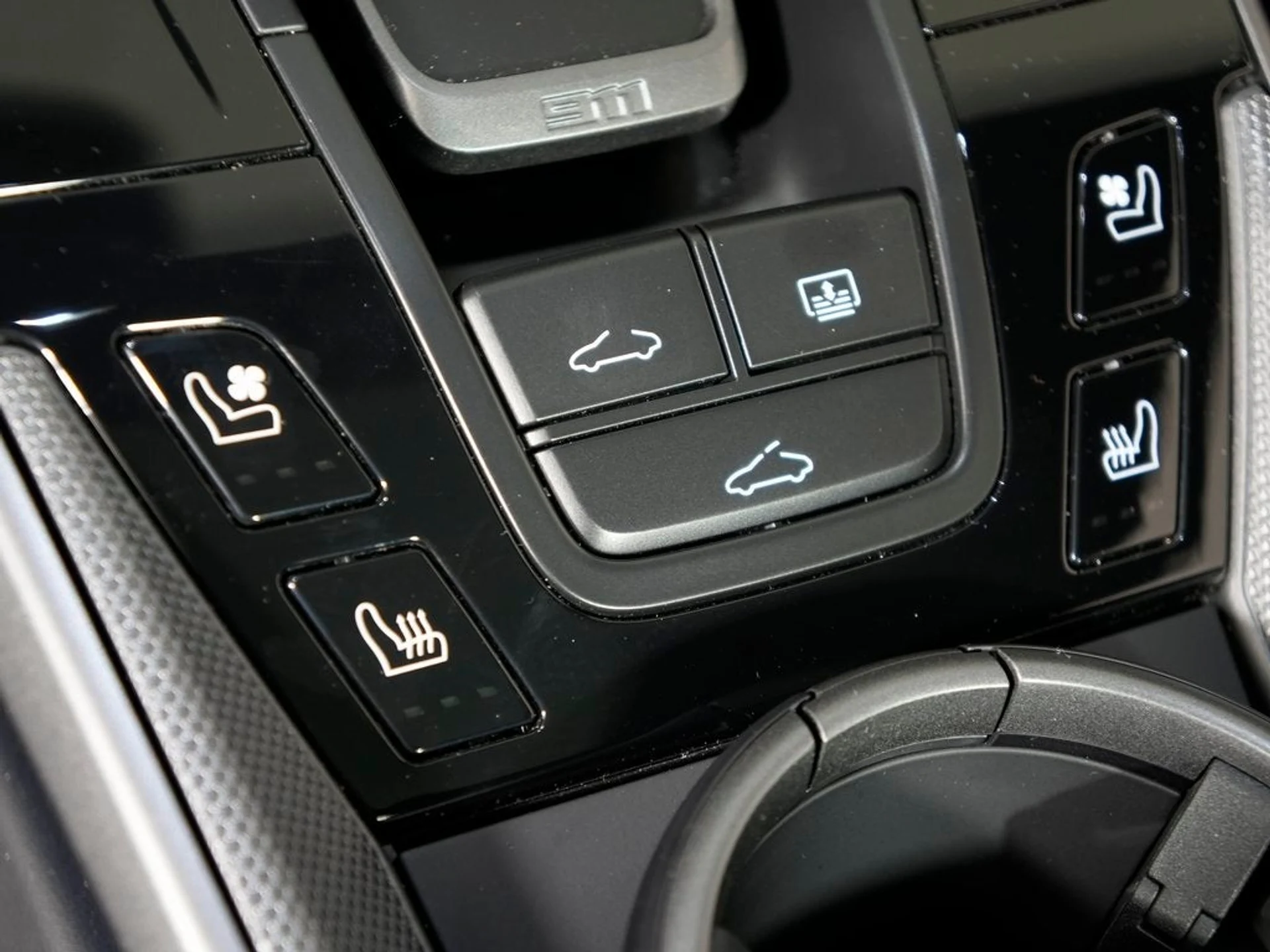 mph030_1473878875_31_57fcf77e8f