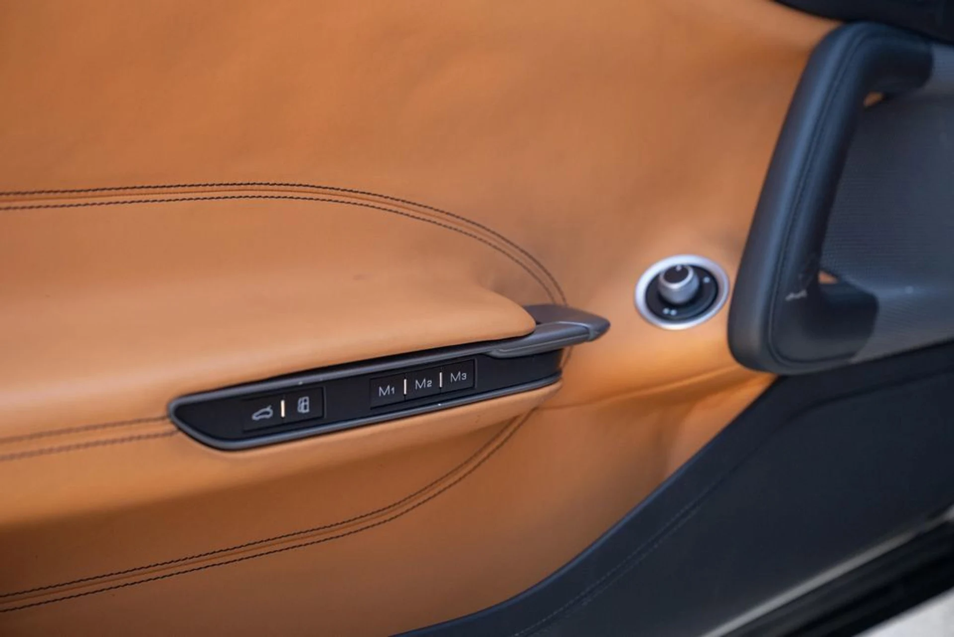 mph030_1478280321_9d016689229d4e95bd062a84df0f8acf_813c8d0386